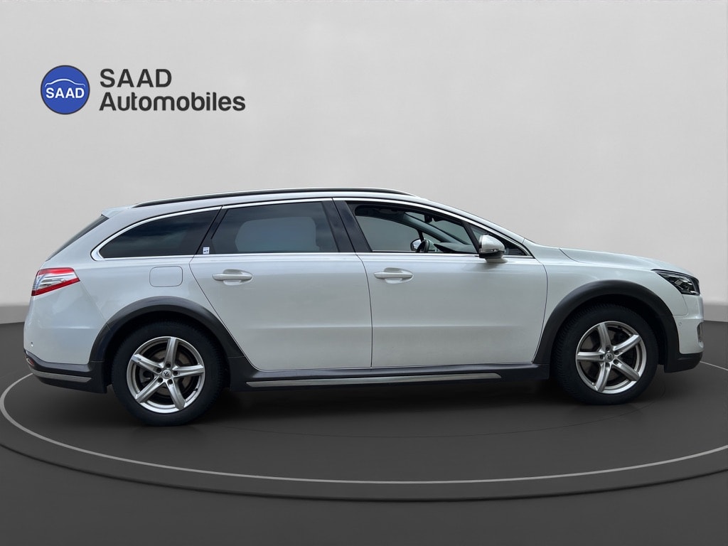 PEUGEOT 508 RXH 2.0 HDI Hybrid4 ETG6-image-6