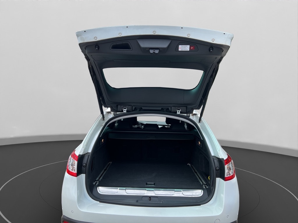 PEUGEOT 508 RXH 2.0 HDI Hybrid4 ETG6-image-15