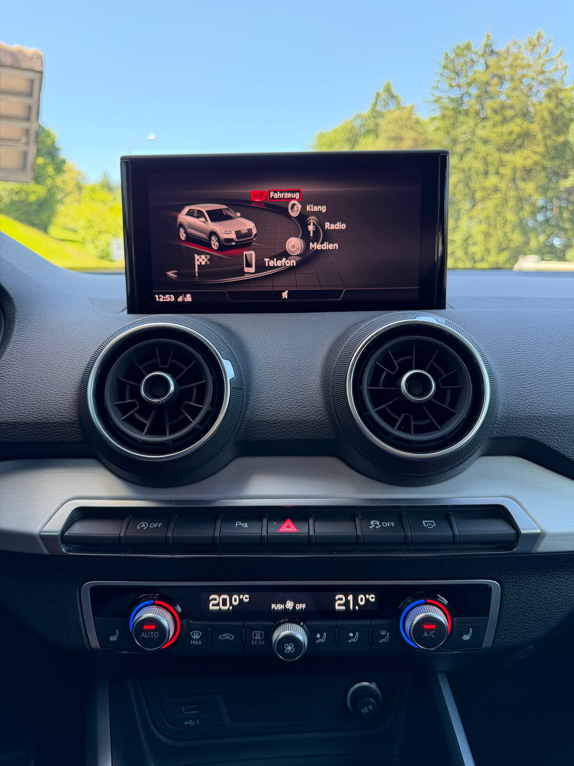 AUDI Q2 35 TFSI Sport Attraction S-tronic-image-15