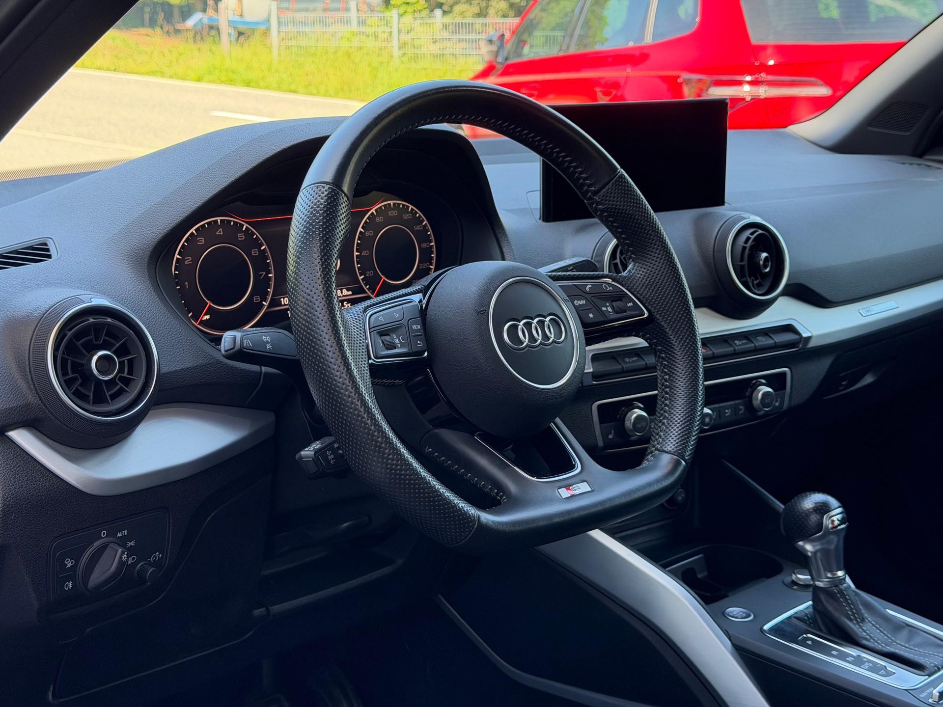 AUDI Q2 35 TFSI Sport Attraction S-tronic-image-12