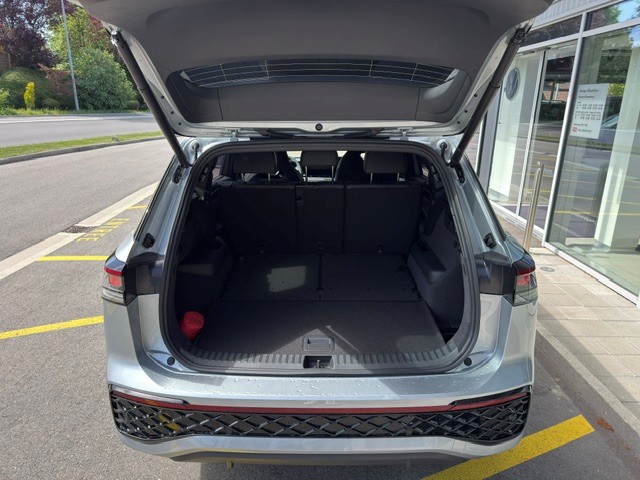VW Tayron 2.0 TDI SCR R-Line 4Motion DSG-image-8