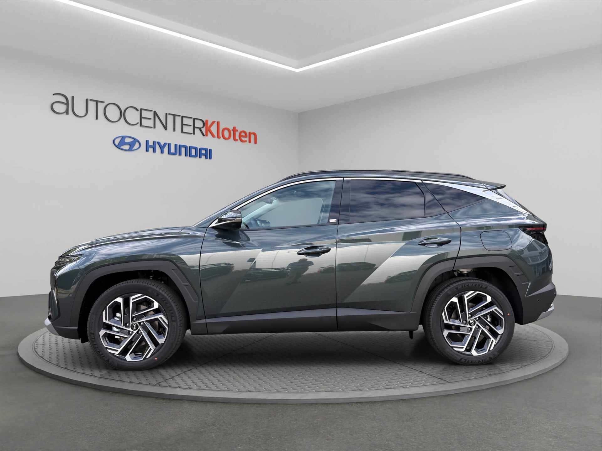 HYUNDAI Tucson 1.6 T-GDi HEV Vertex Swiss Edition 4WD-image-2