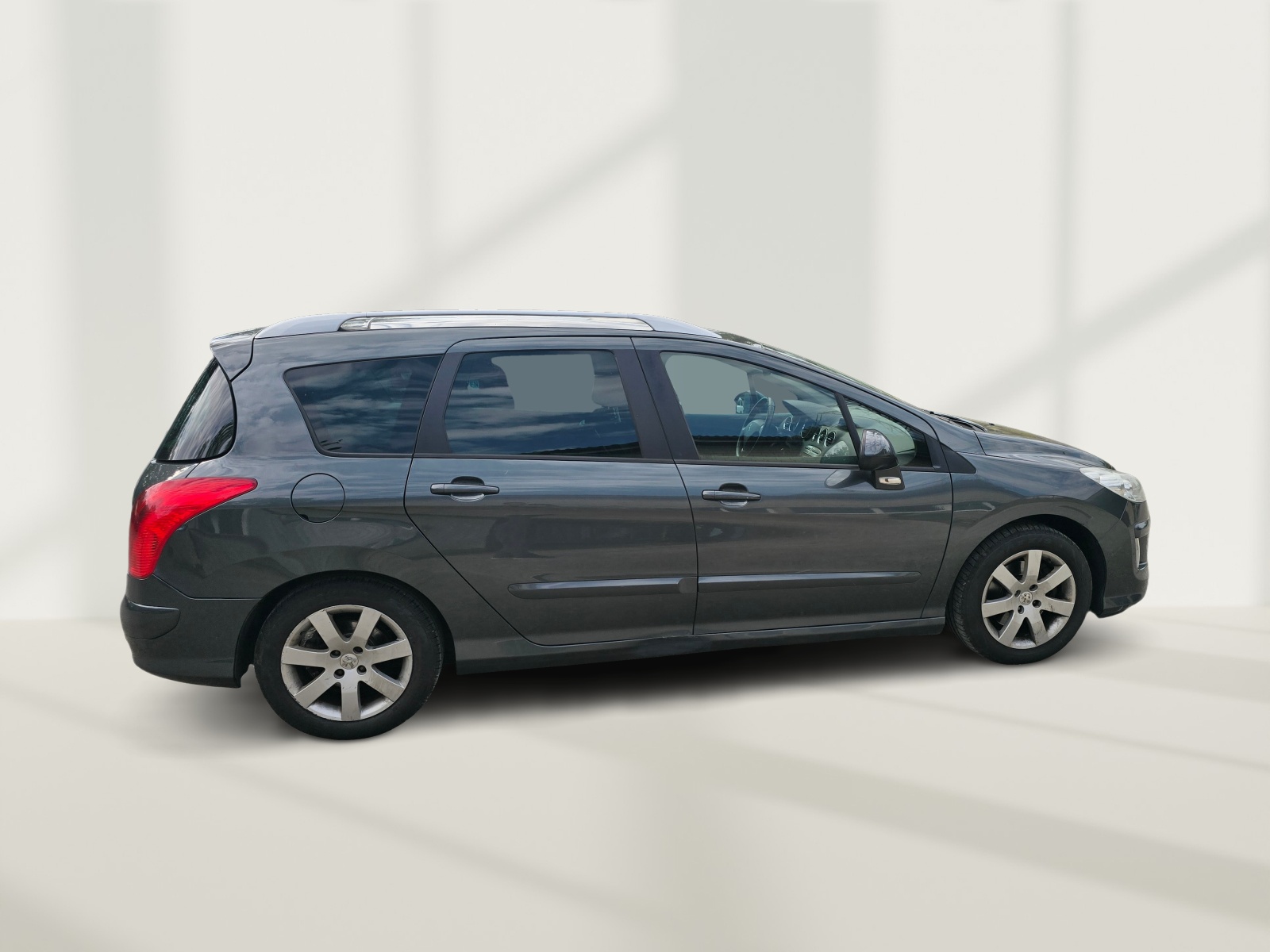 PEUGEOT 308 SW 1.6 16V Turbo Sport Automatic-image-5