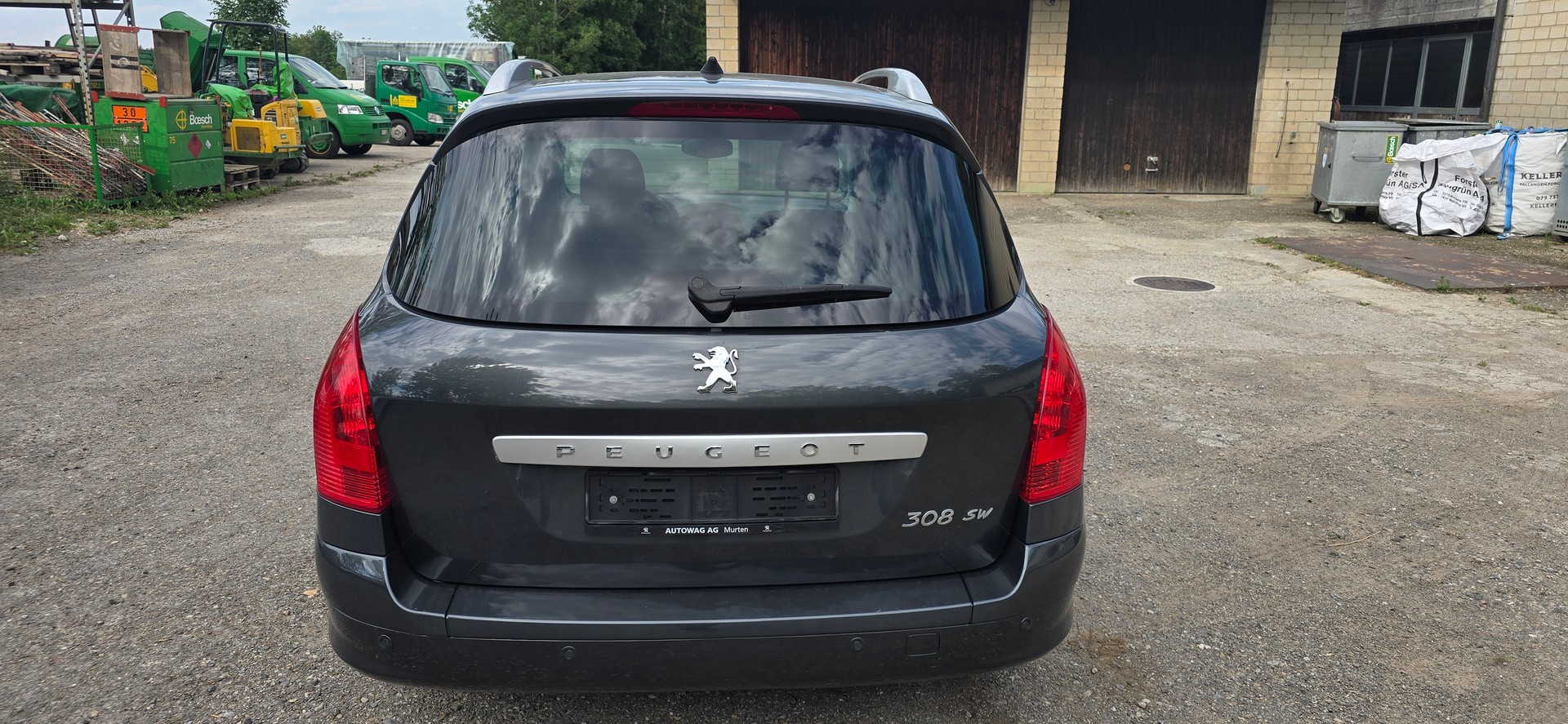 PEUGEOT 308 SW 1.6 16V Turbo Sport Automatic-image-3