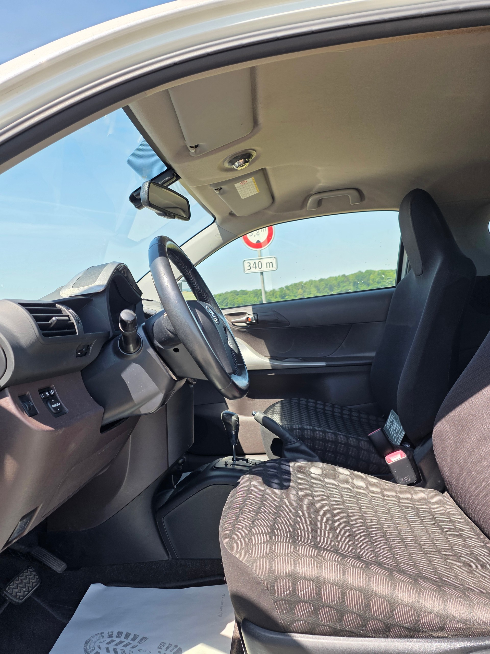 TOYOTA iQ3 1.33 Dual VVT-i Multidrive-image-8