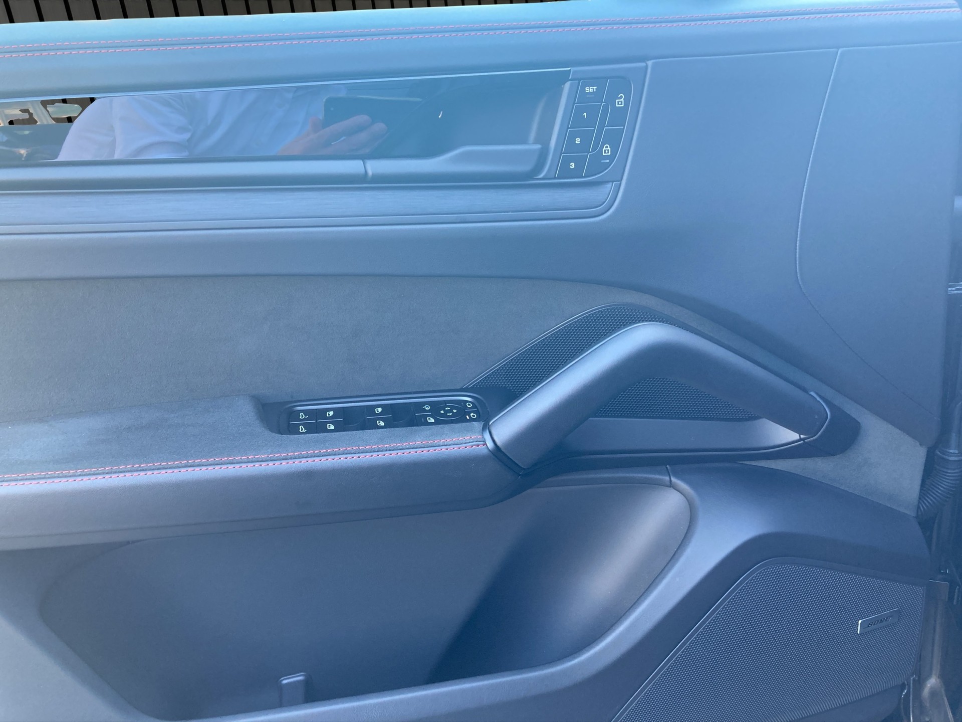 PORSCHE Cayenne GTS-image-10