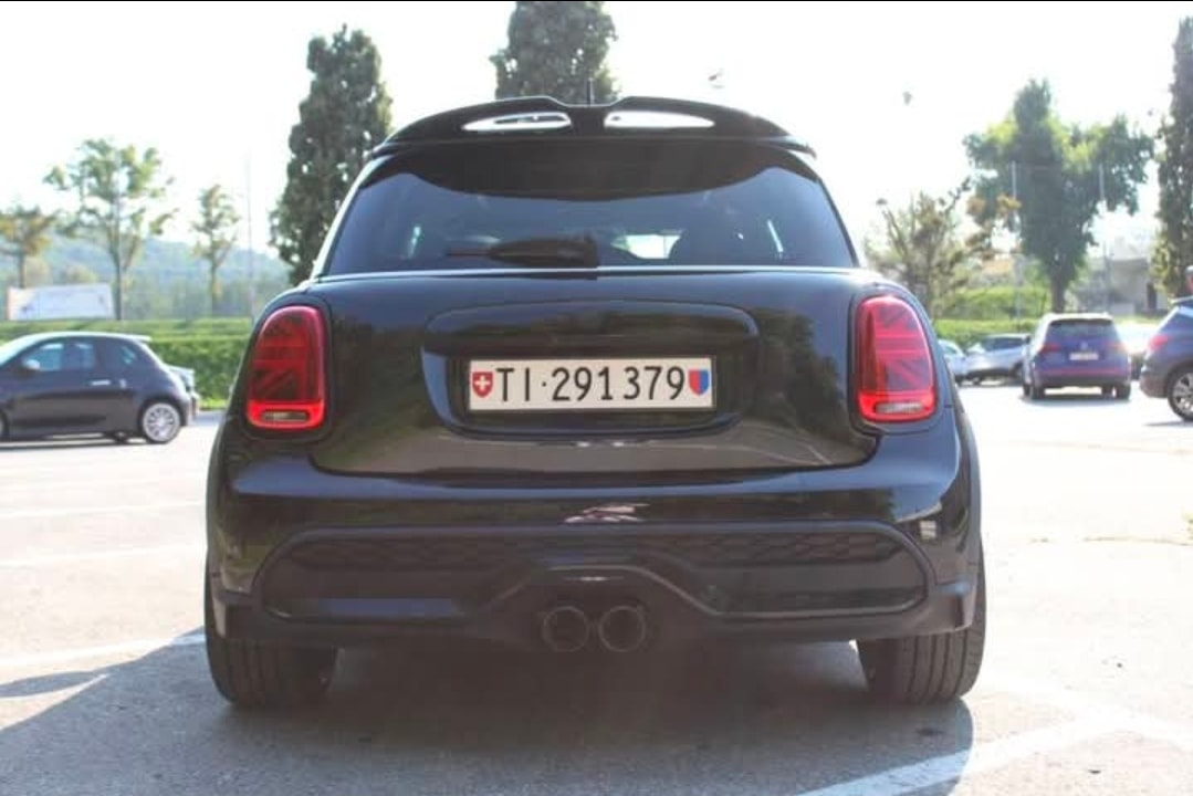 MINI 2.0i Cooper S-image-2