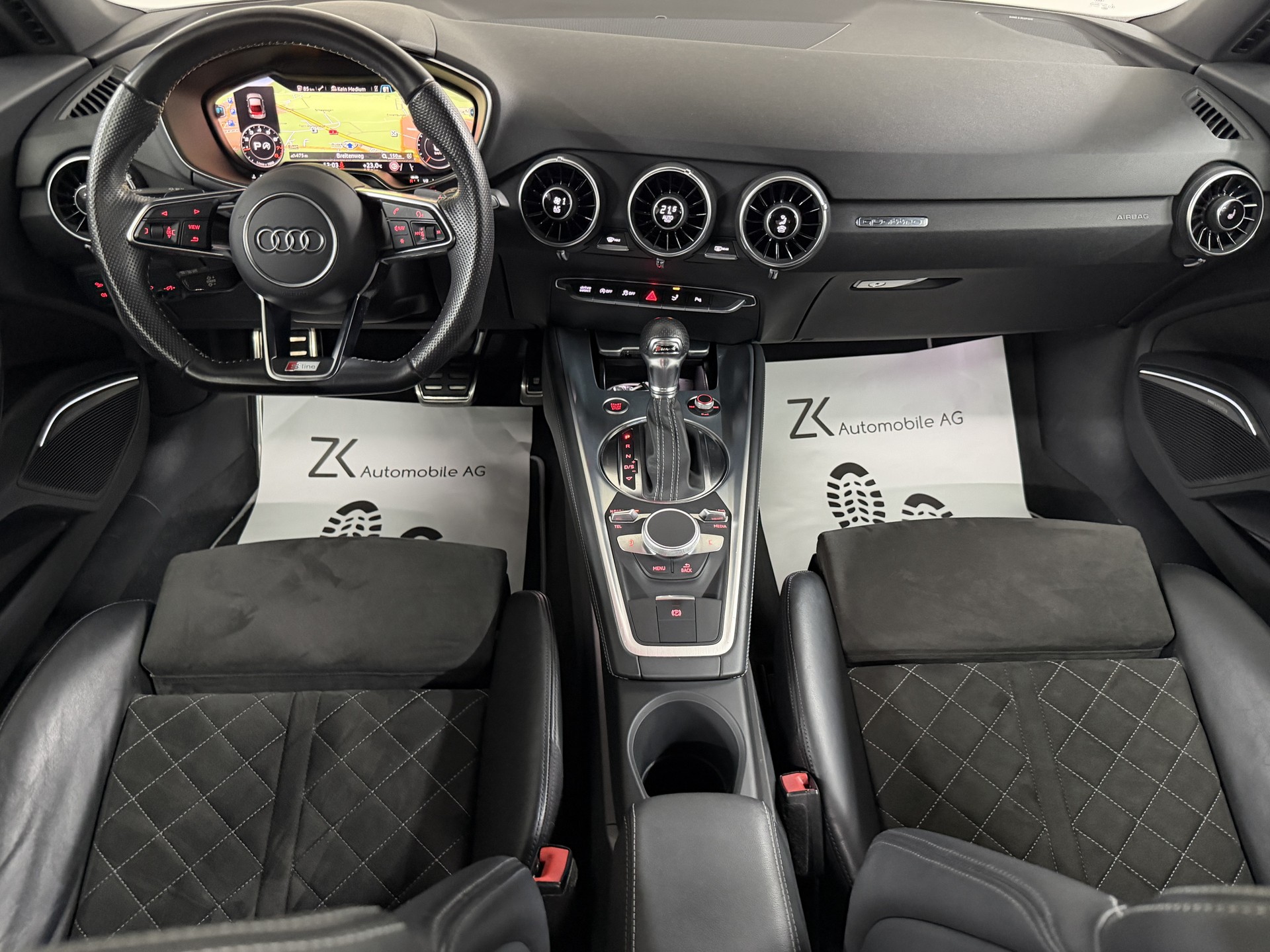 AUDI TT Coupé 2.0 TFSI S-Line 230PS Midnight Black quattro S-tronic / B&O Soundsystem / Komfortschlüssel / Matrix-LED / drive select-image-9