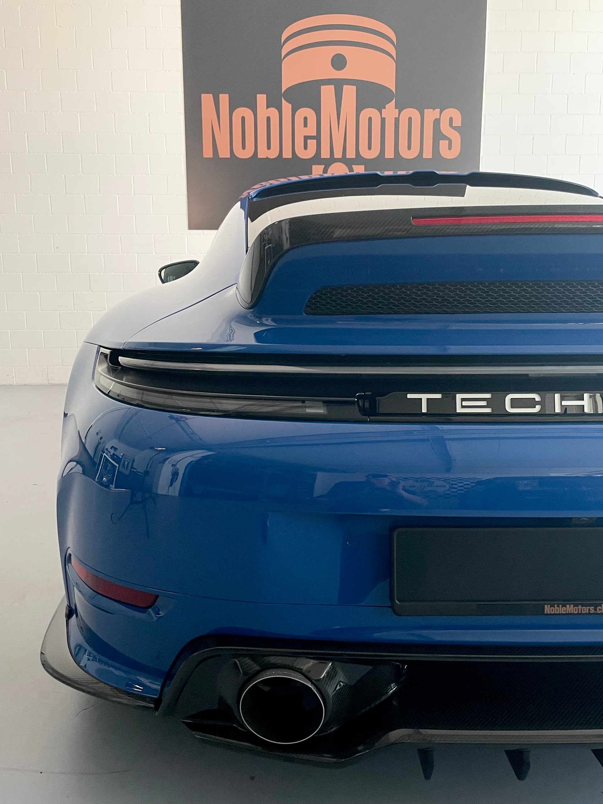 PORSCHE 911 Carrera 992.2 - Sport R von TECHART - One of One in der CH-image-16