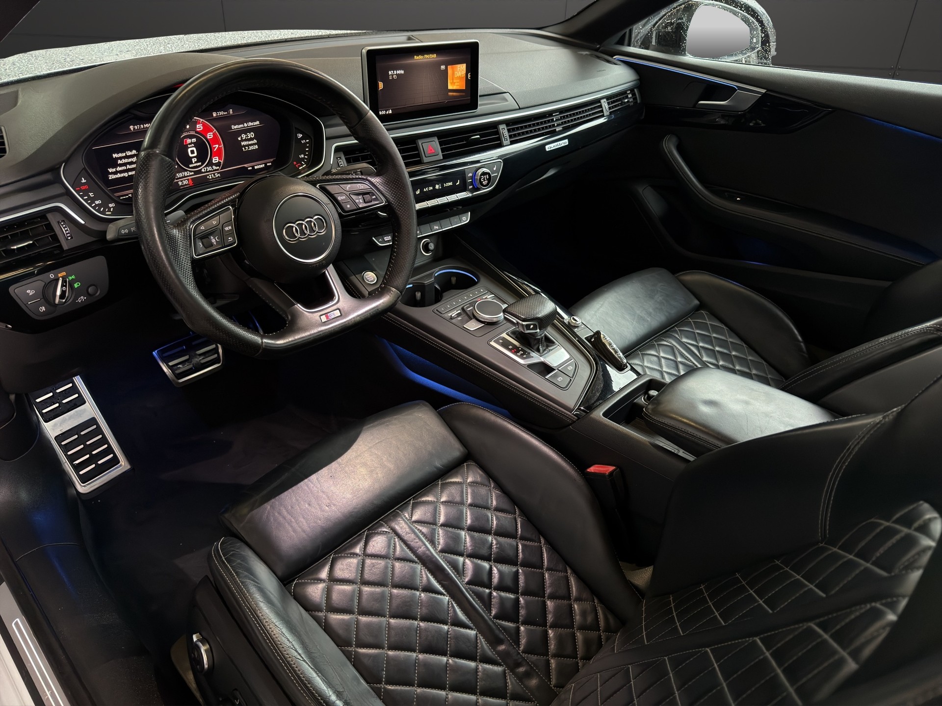 AUDI A5 Coupé 2.0 TDI Sport quattro S-tronic-image-9
