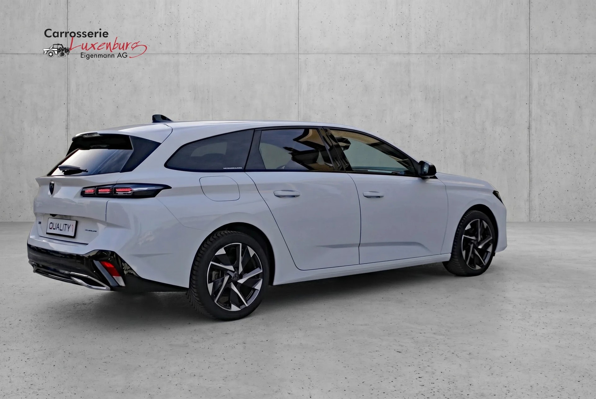 PEUGEOT 308 SW 1.5 BlueHDI Allure EAT8-image-2