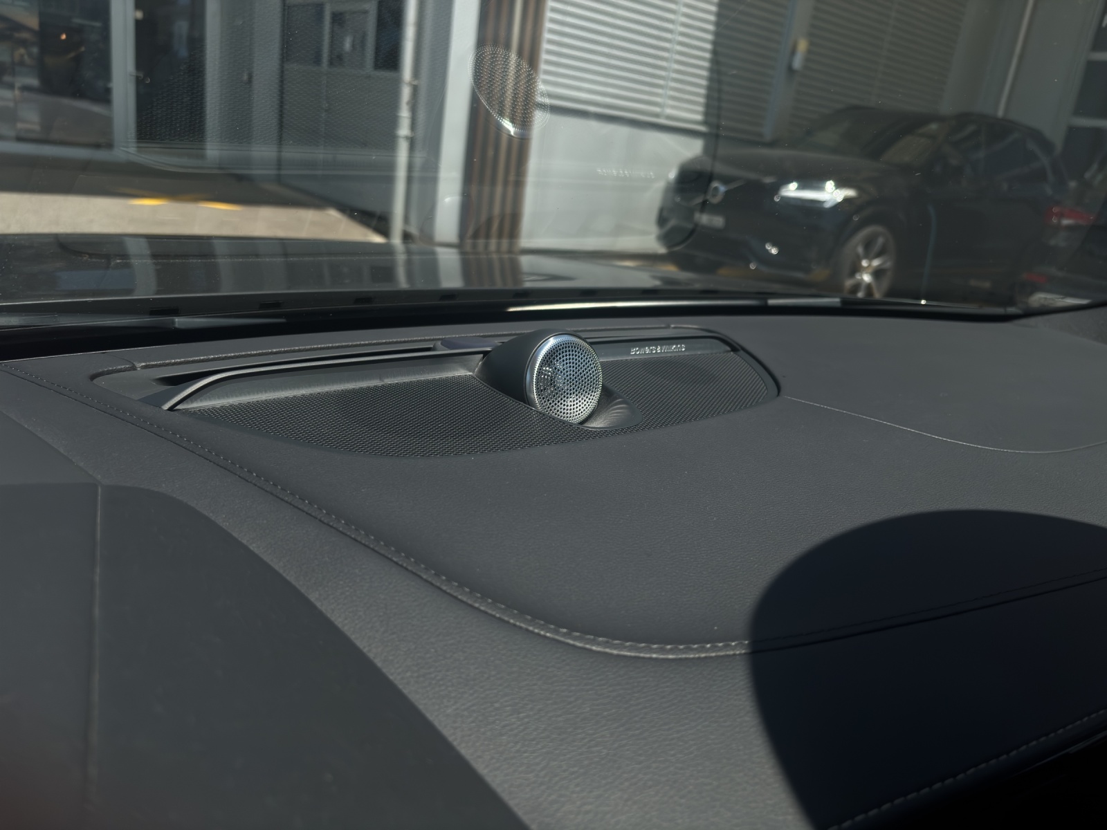 VOLVO V90 2.0 T8 TE Inscription AWD-image-15
