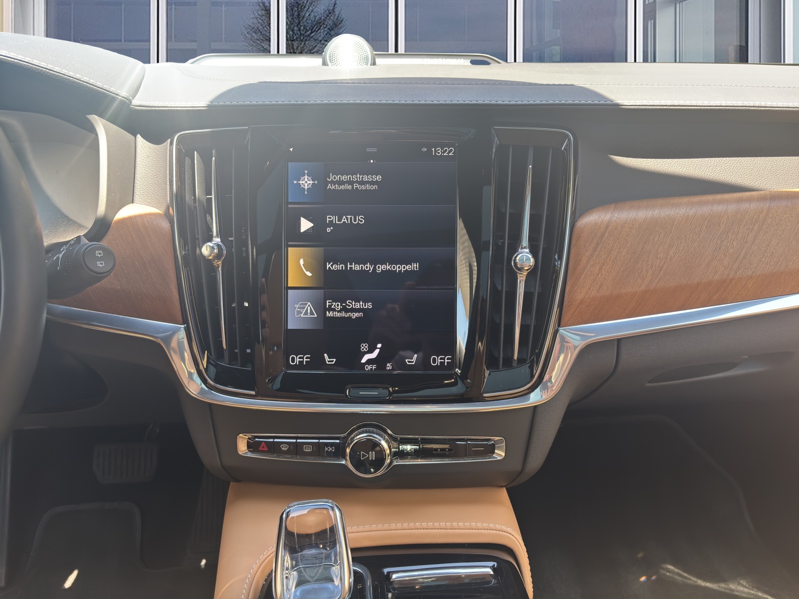 VOLVO V90 2.0 T8 TE Inscription AWD-image-12