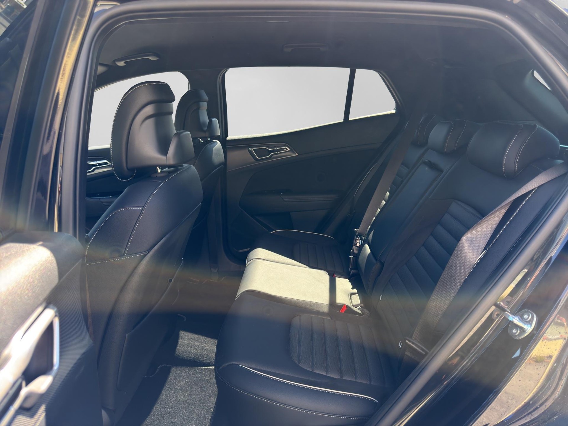 KIA Sportage 1.6 T-GDi PHEV GT-Line-image-6