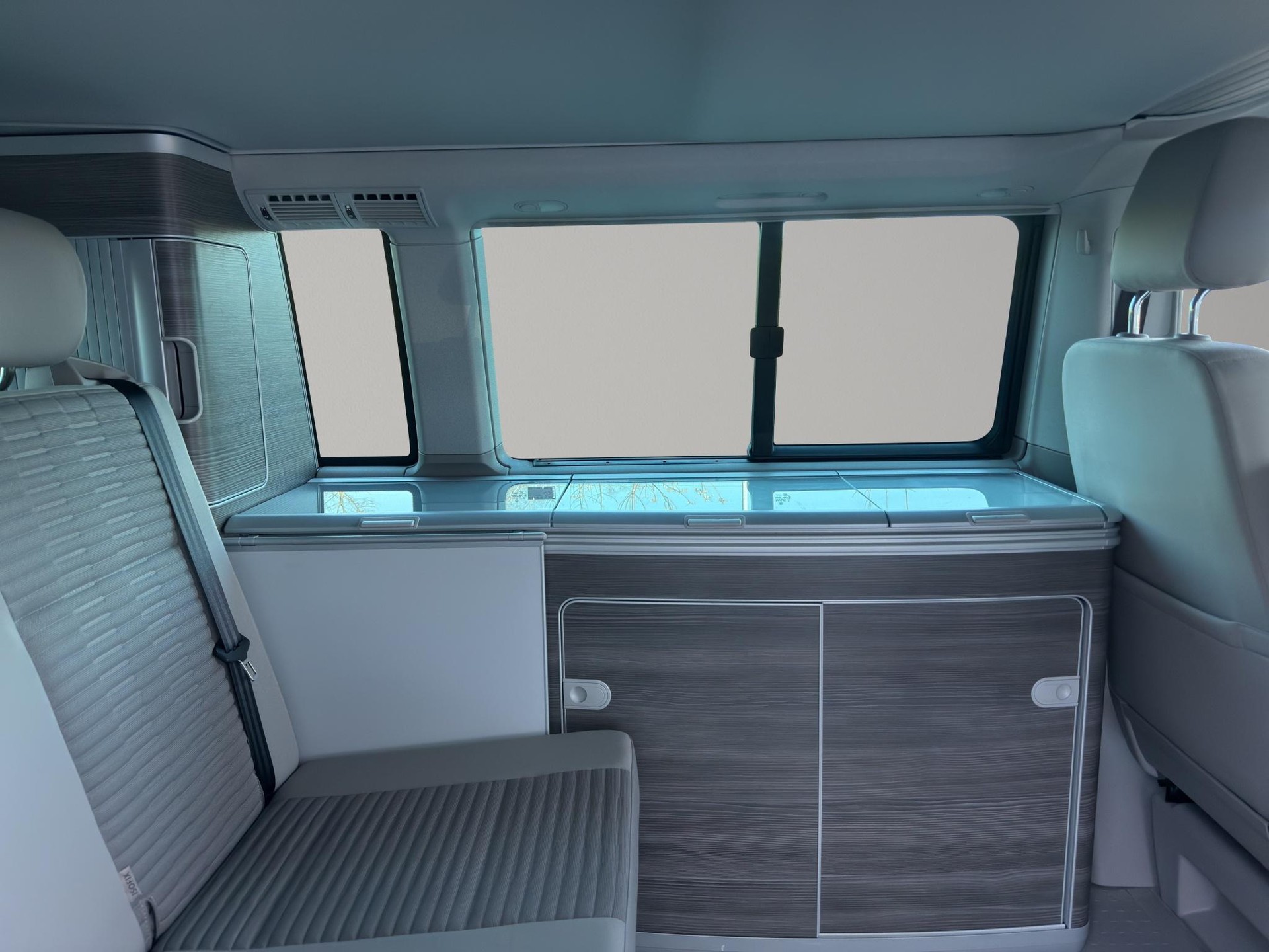 VW T6 California 3000 2.0 TDI 150 Ocean DSG-image-10