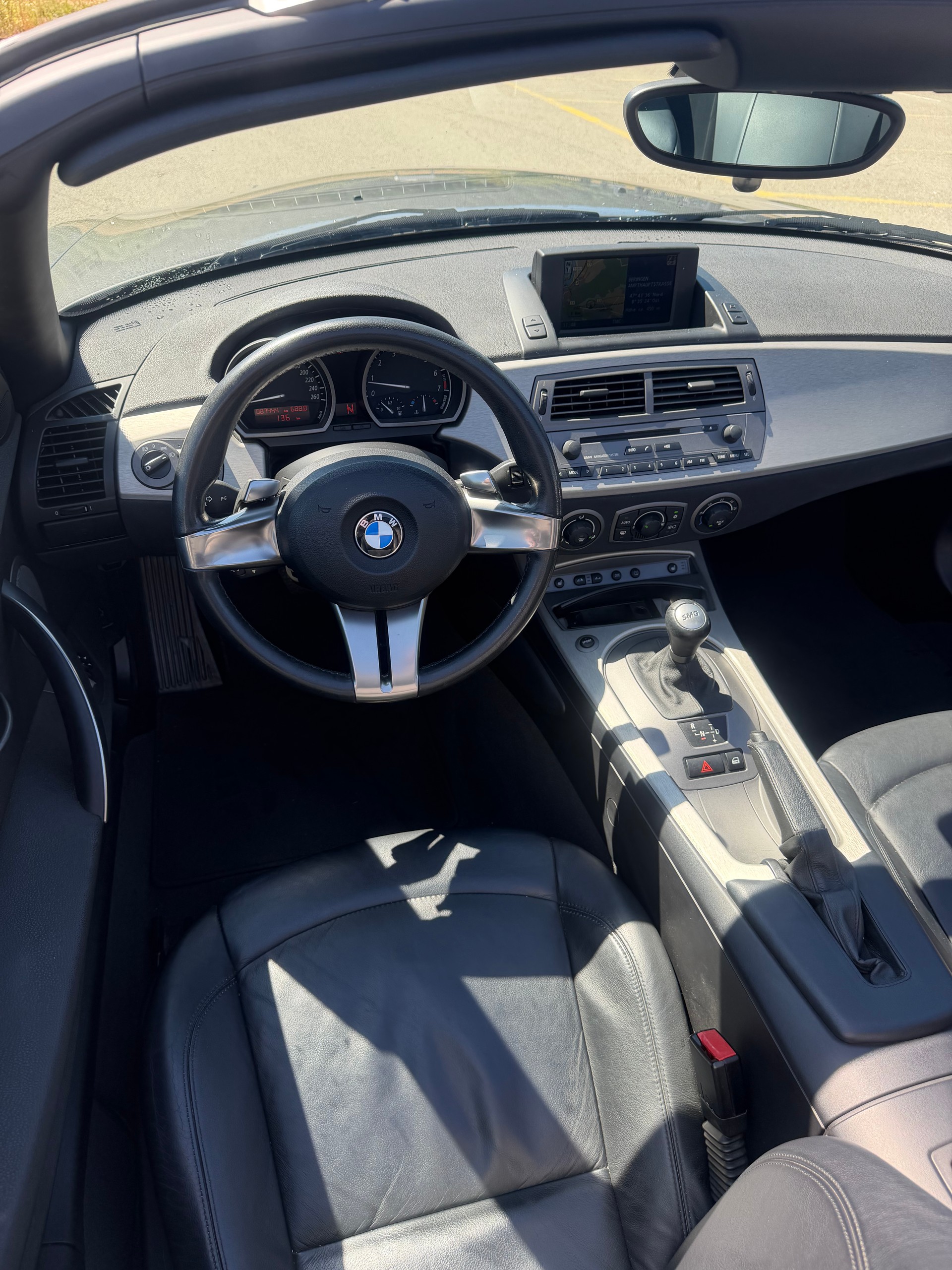 BMW Z4 3.0i Roadster-image-13