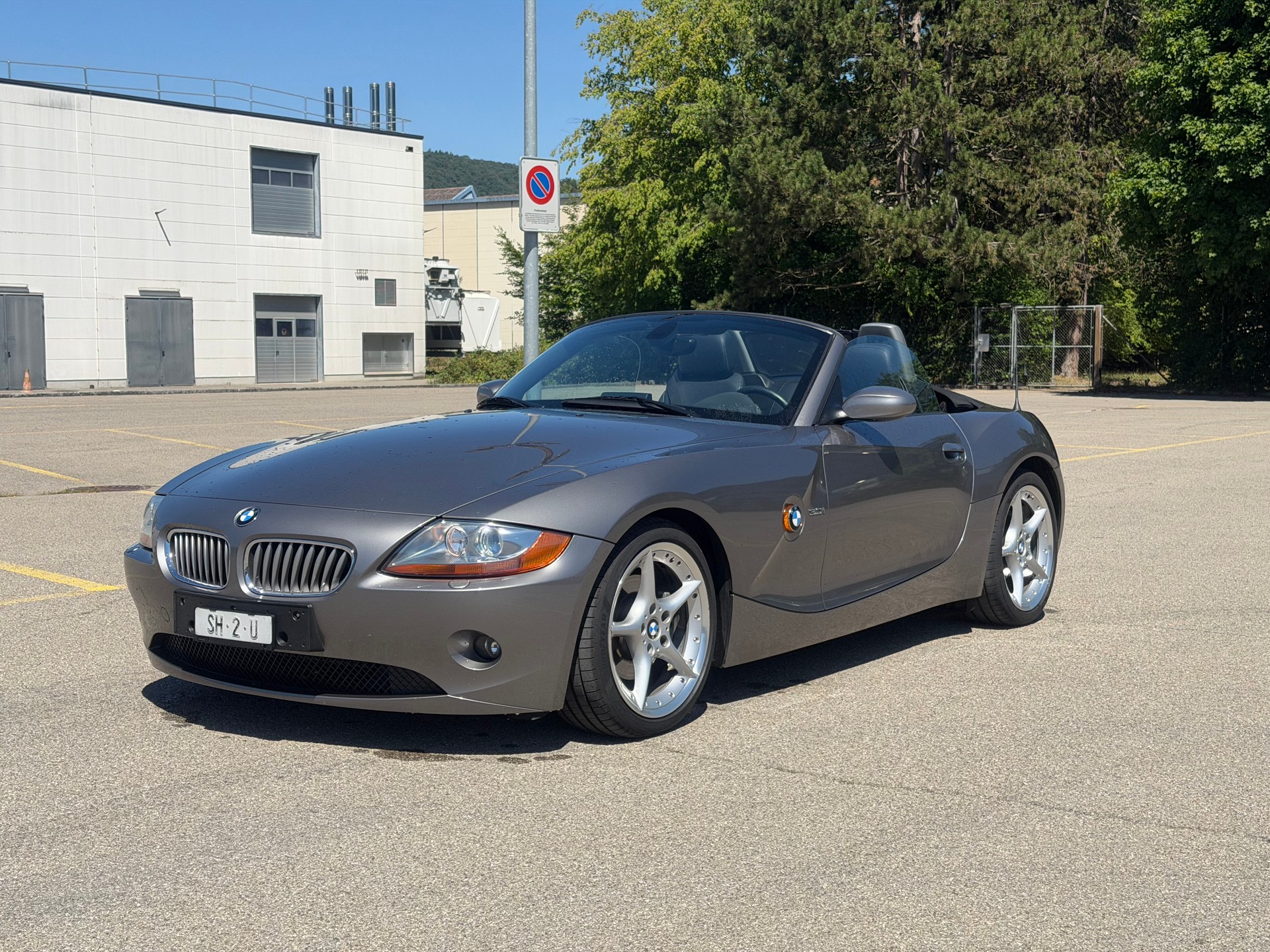 BMW Z4 3.0i Roadster-image-3