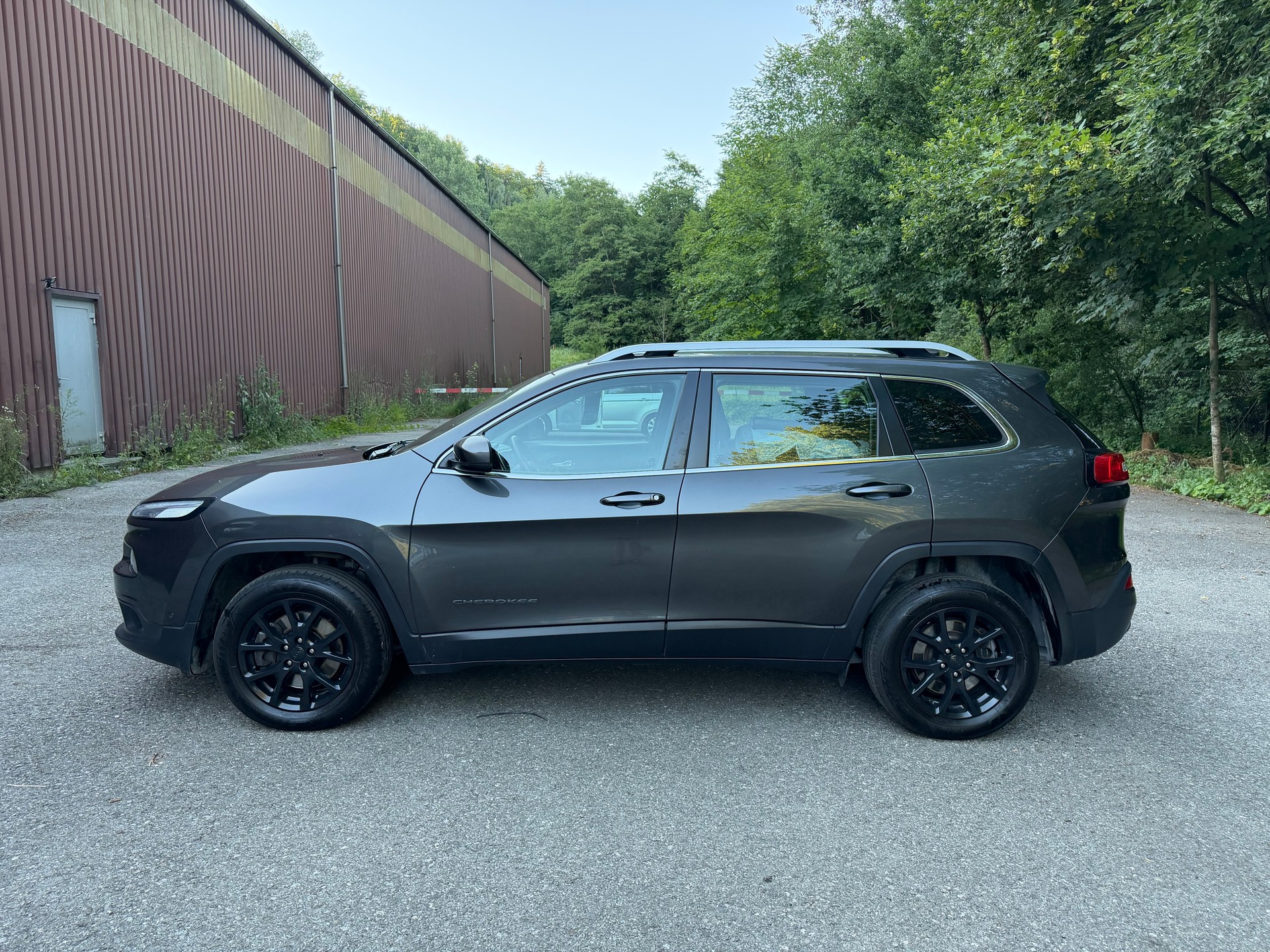 JEEP Cherokee 2.2TD Longitude AWD 9ATX-image-3