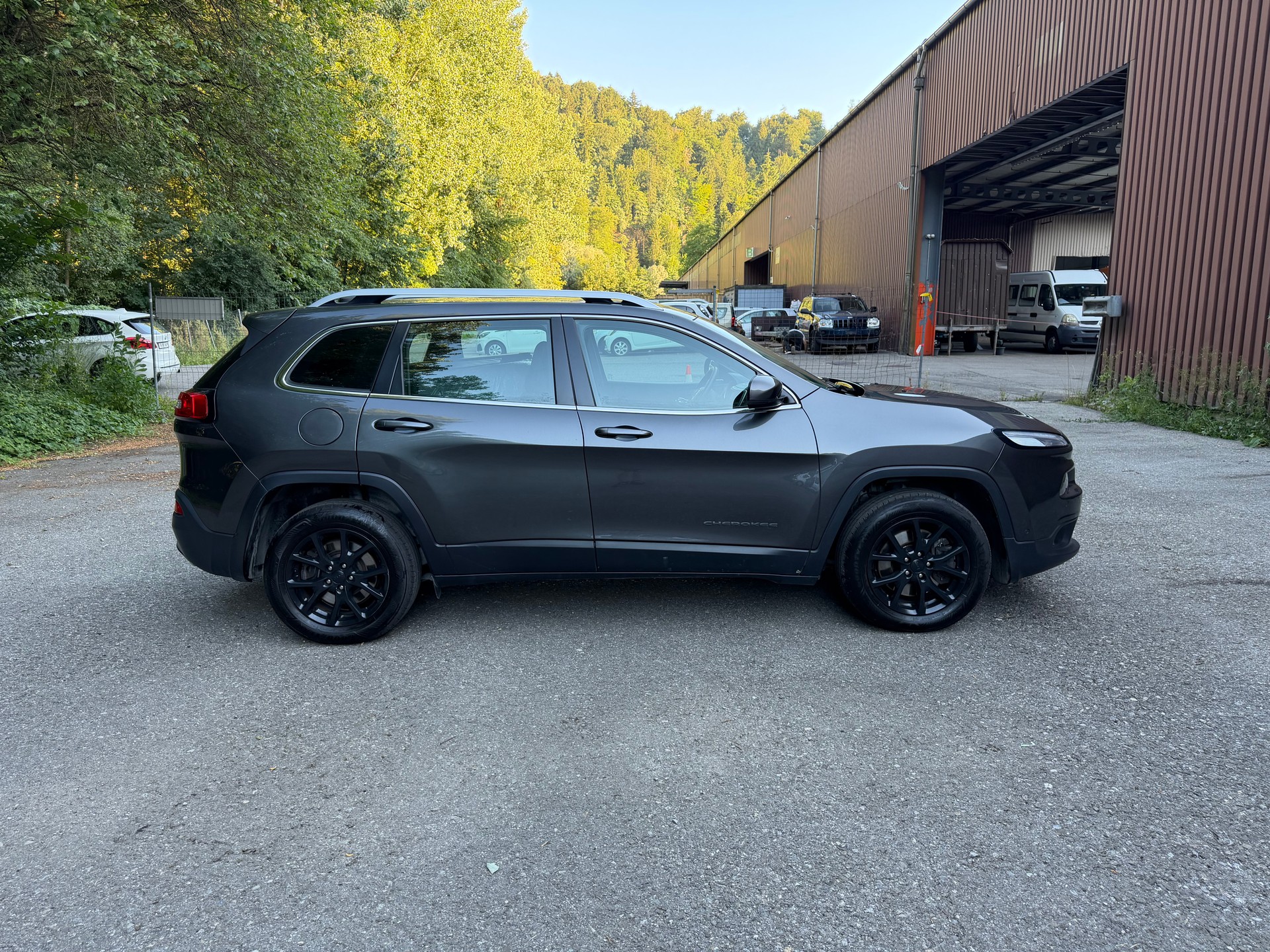 JEEP Cherokee 2.2TD Longitude AWD 9ATX-image-6