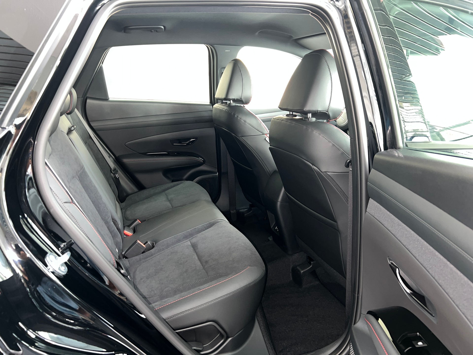 HYUNDAI Tucson 1.6 TGDI 48V N-Line 4WD DCT / 5 Jahre Garantie-image-5