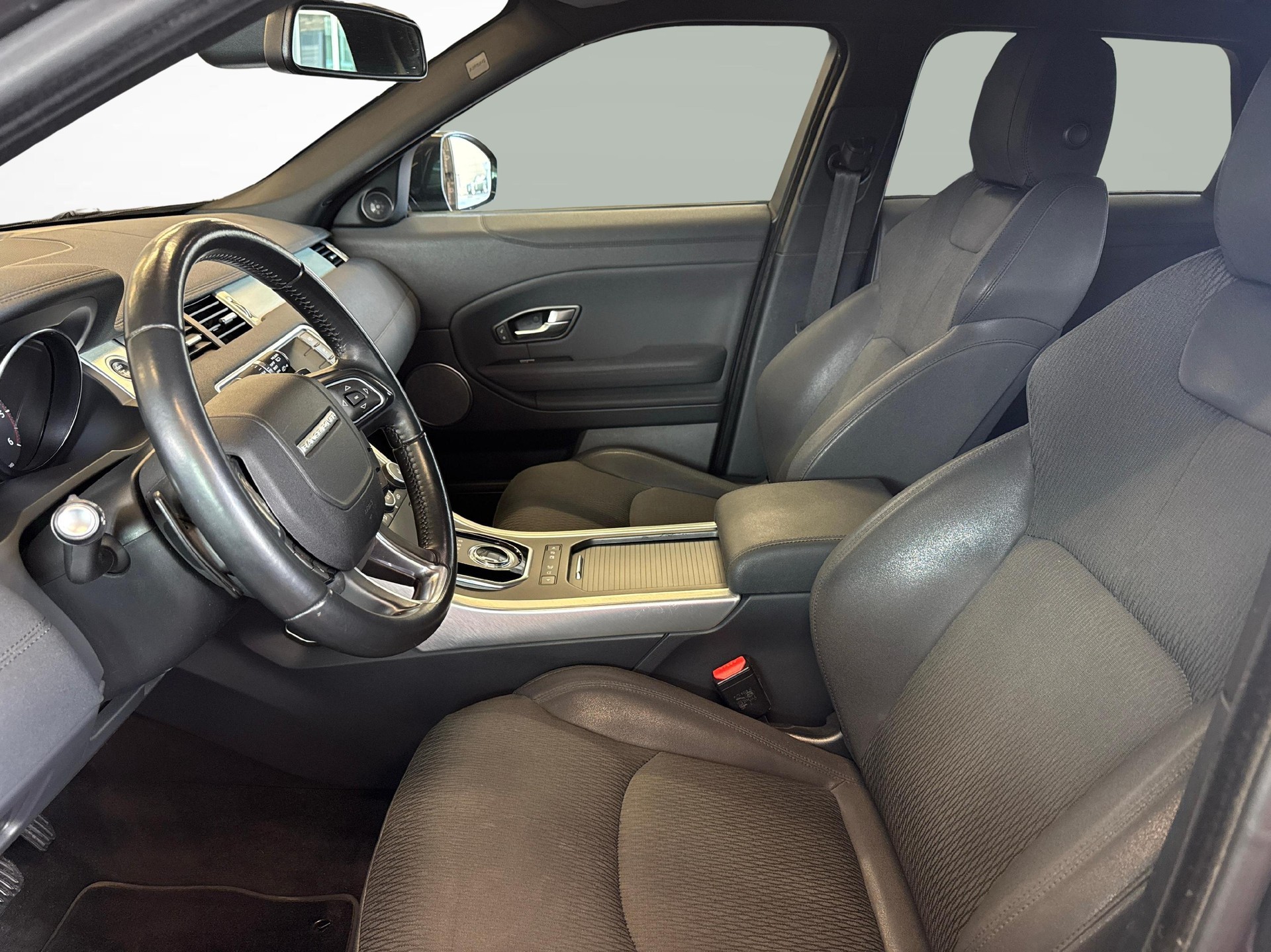 LAND ROVER Range Rover Evoque 2.0 TD4 Pure-image-10