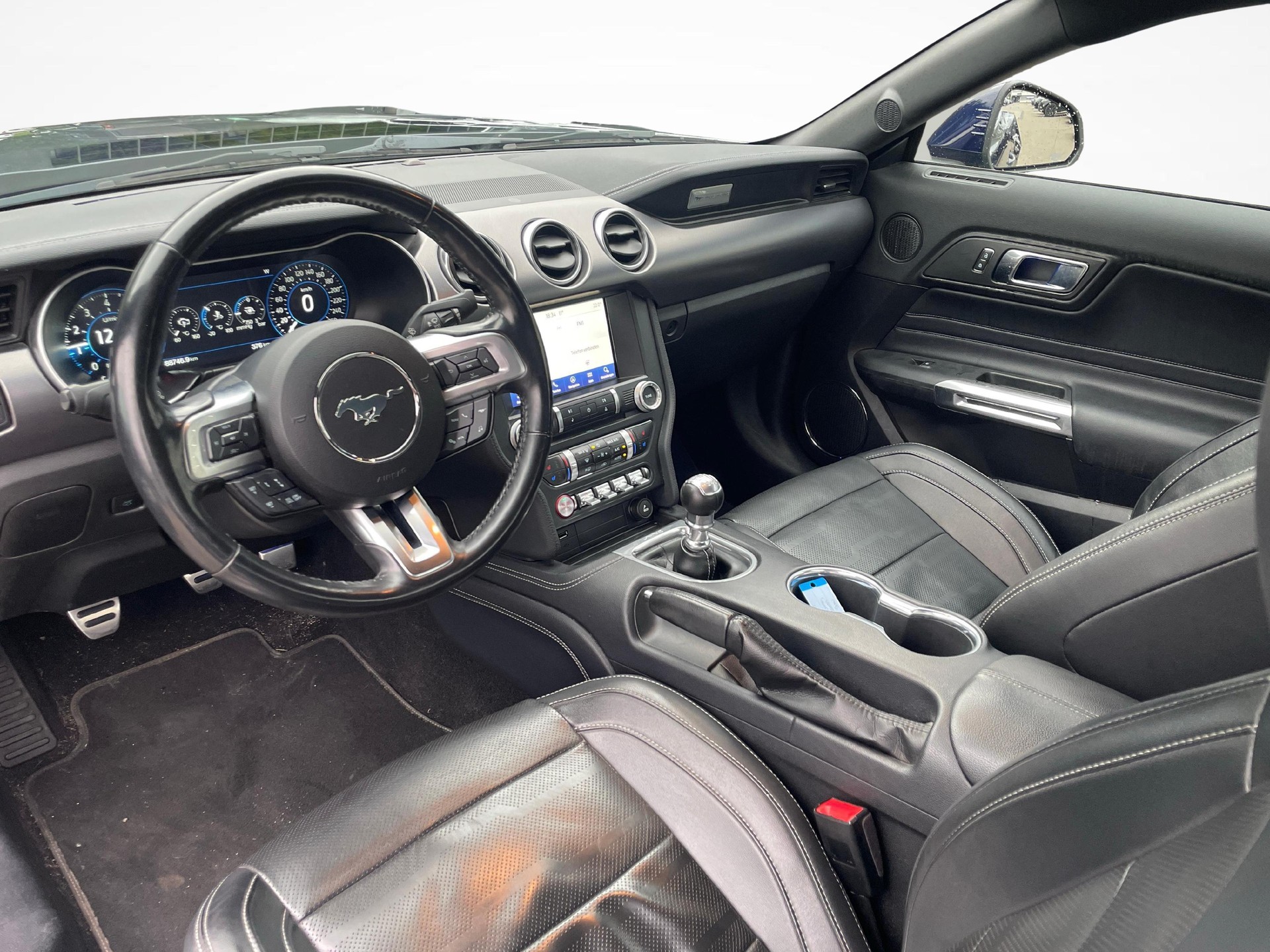 FORD Mustang Coupé 2.3 EcoBoost-image-8