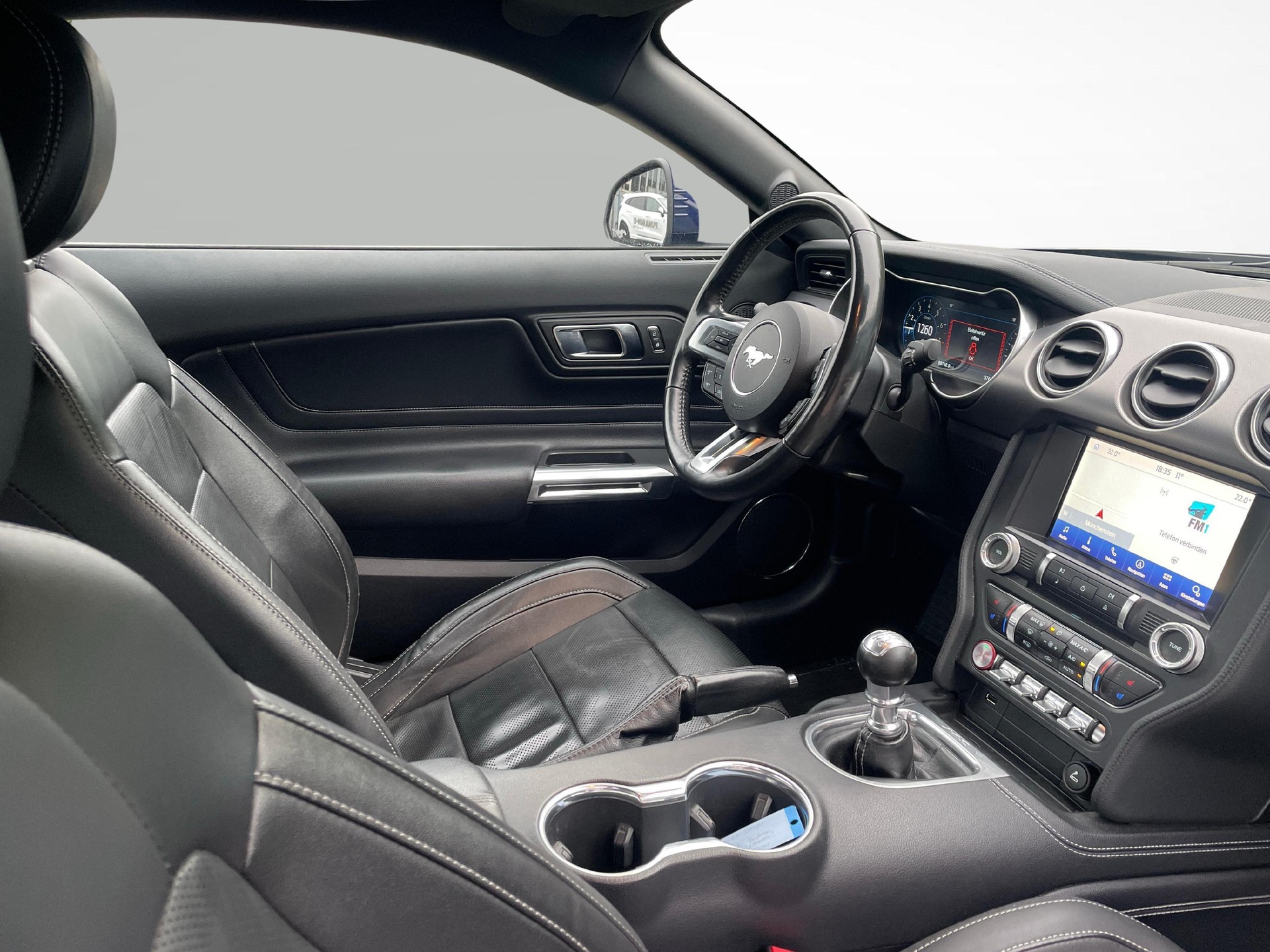 FORD Mustang Coupé 2.3 EcoBoost-image-9