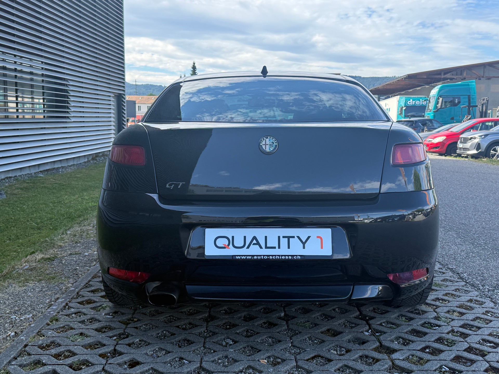 ALFA ROMEO GT 1.9 JTD Black Line-image-1