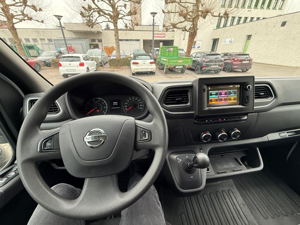 NISSAN 2.3 dCi 180 Comf.-image-1