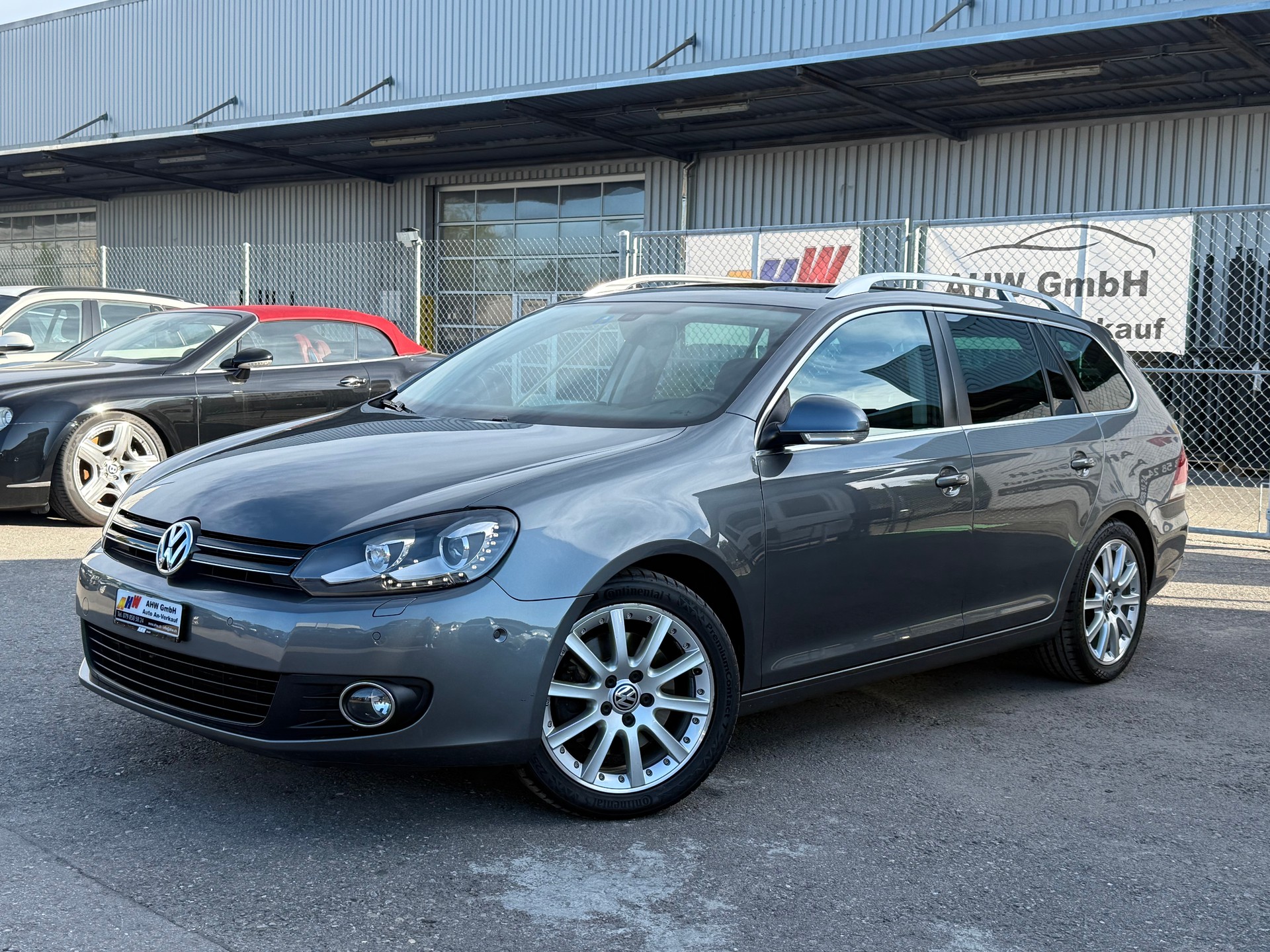 VW Golf Variant 1.4 TSI Team DSG / Frisch ab MFK / 1.Hand / servicegepflegt bei VW / Rückfahrkamera / Panoramadach-image-0