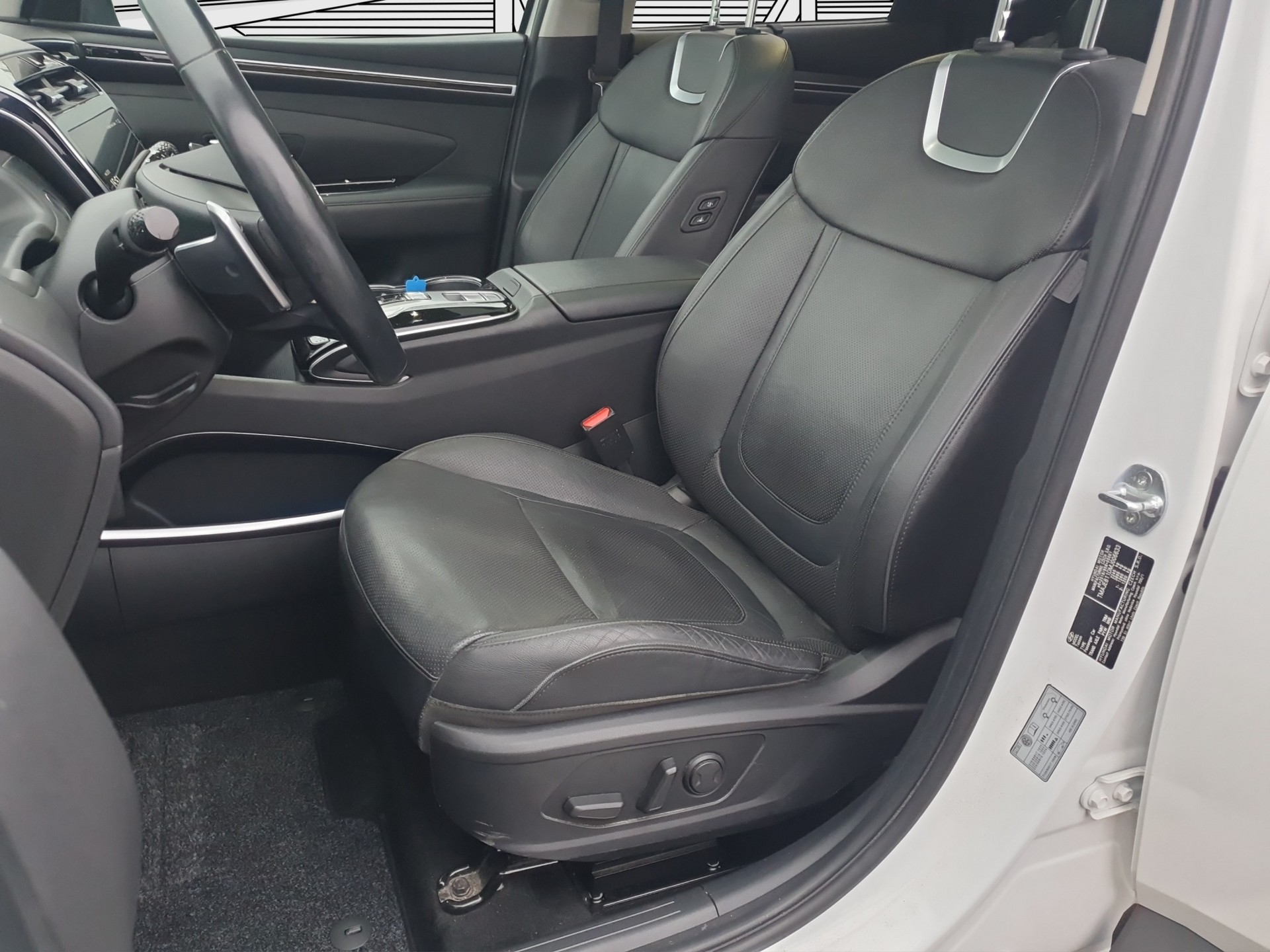 HYUNDAI Tucson 1.6 HEV Vertex Sunroof 4WD-image-11
