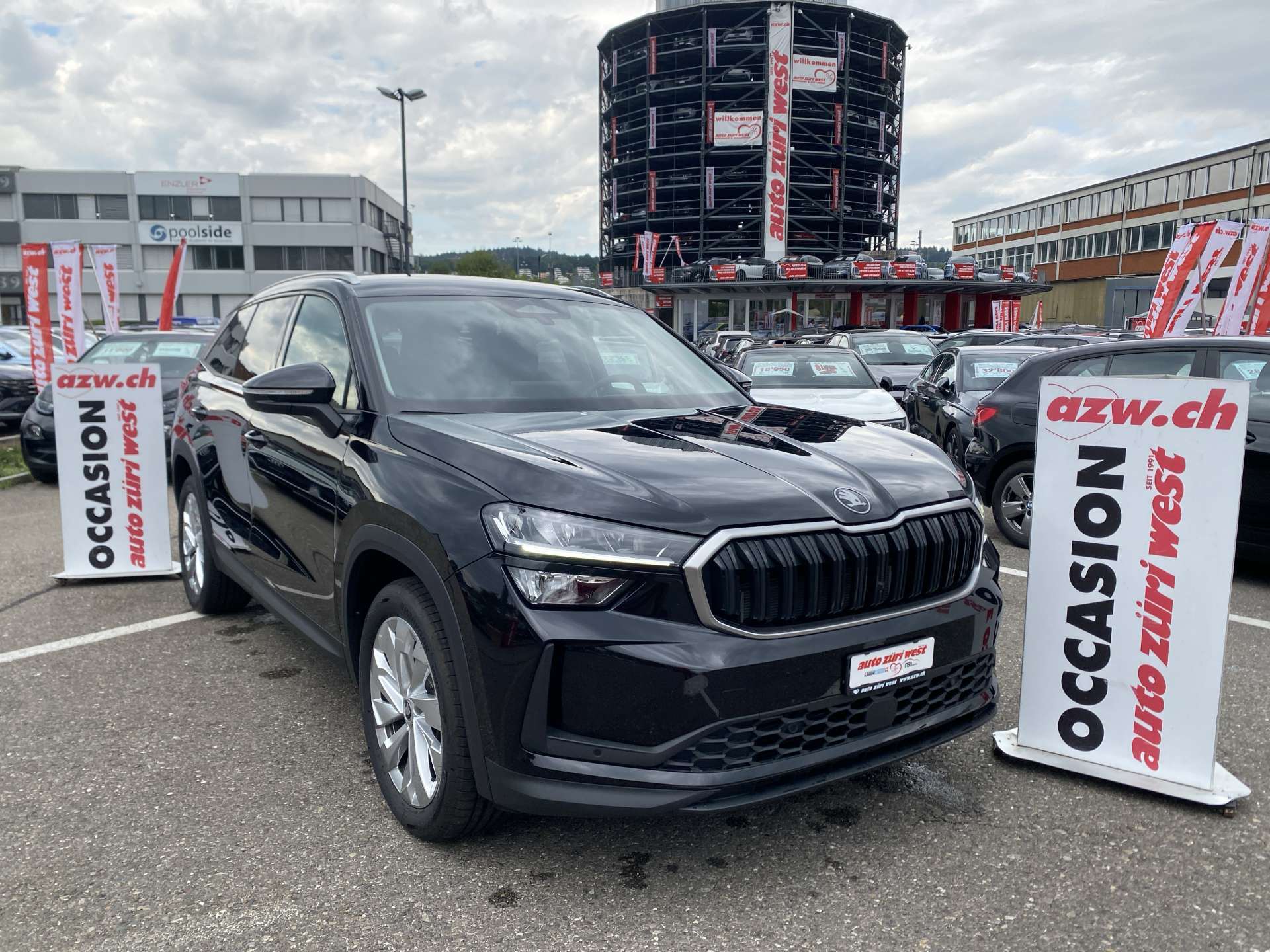 SKODA Kodiaq 2.0 TDi Selection 4x4 7-Plätzer DSG-Automat-image-0