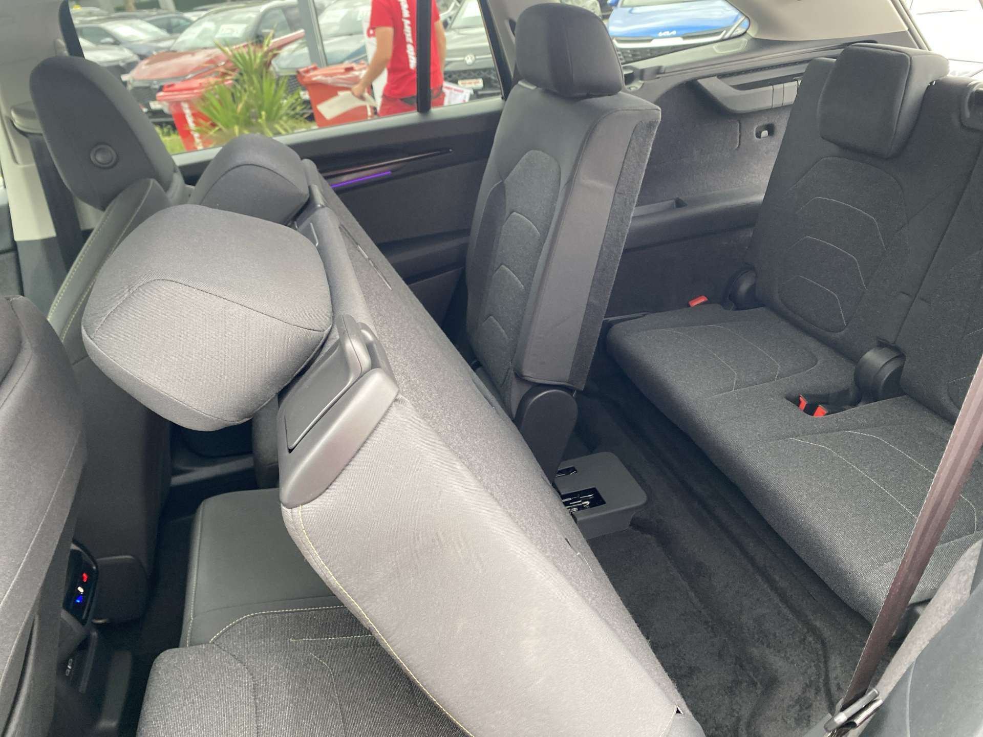 SKODA Kodiaq 2.0 TDi Selection 4x4 7-Plätzer DSG-Automat-image-14