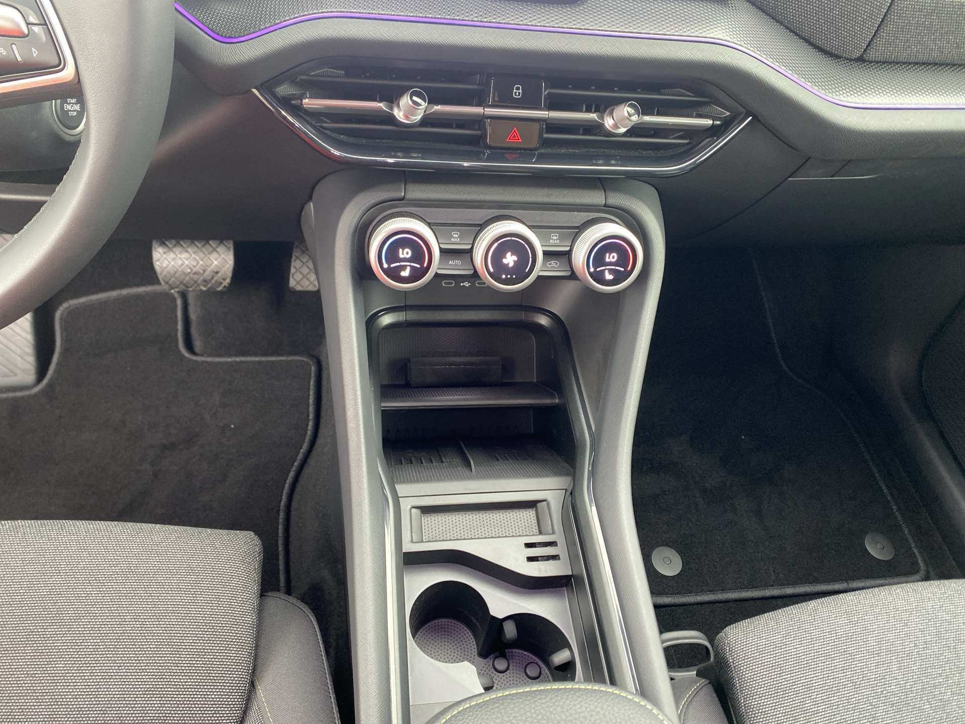 SKODA Kodiaq 2.0 TDi Selection 4x4 7-Plätzer DSG-Automat-image-11