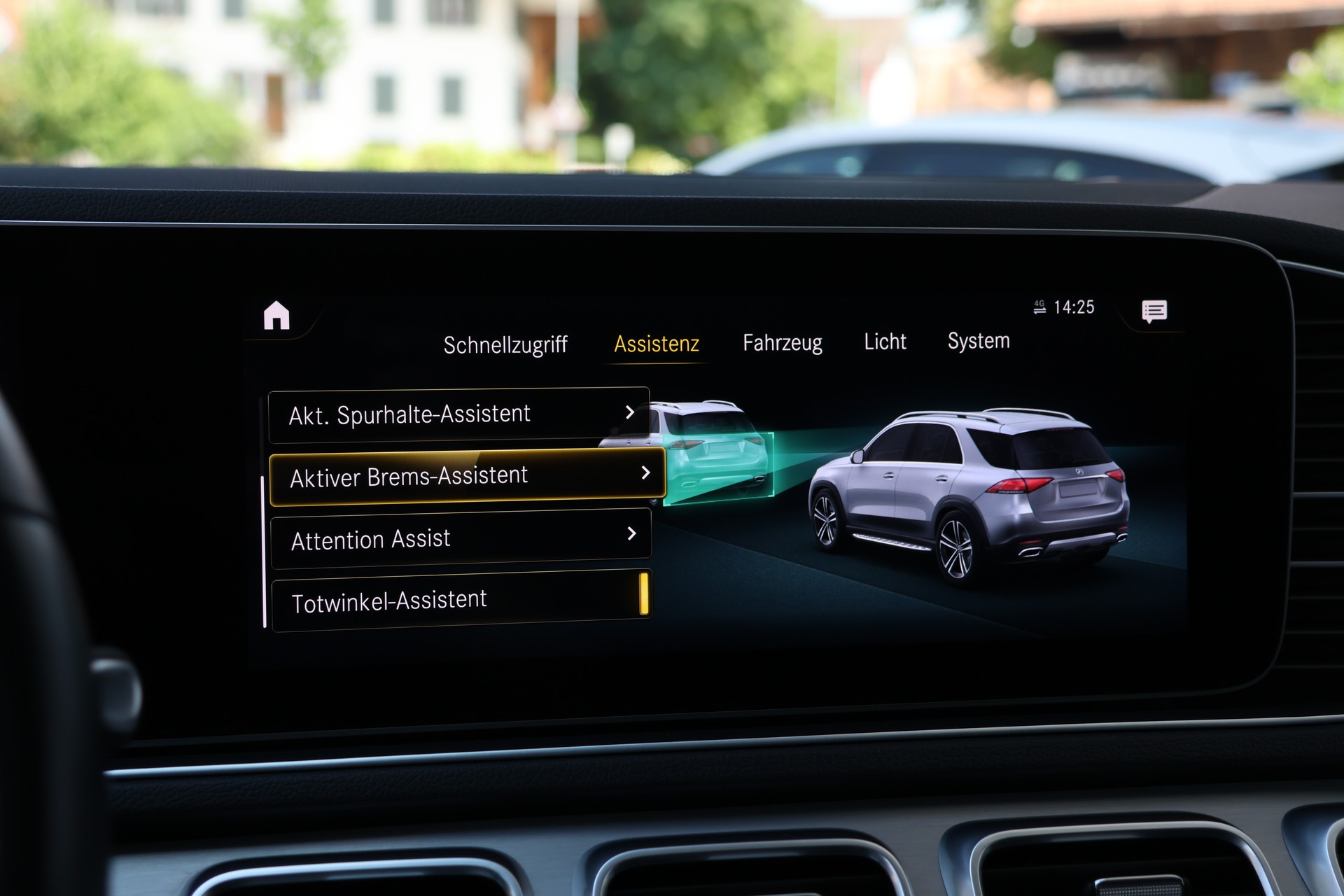 MERCEDES-BENZ GLE 300 d 4Matic AMG Line 9G-Tronic (CH)-image-19
