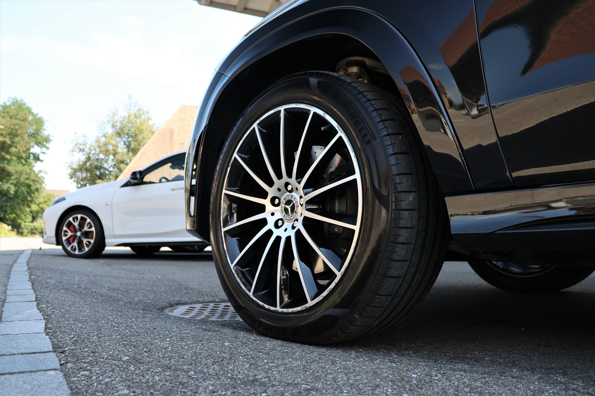 MERCEDES-BENZ GLE 300 d 4Matic AMG Line 9G-Tronic (CH)-image-6