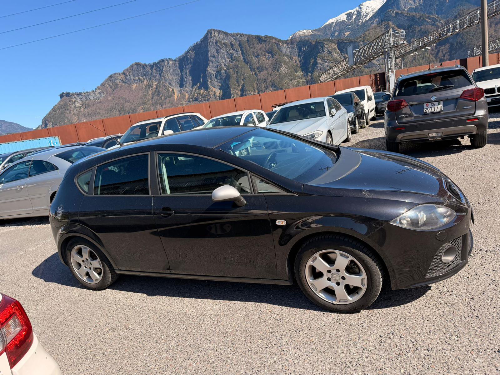 SEAT Leon 2.0 TSI FR-image-0