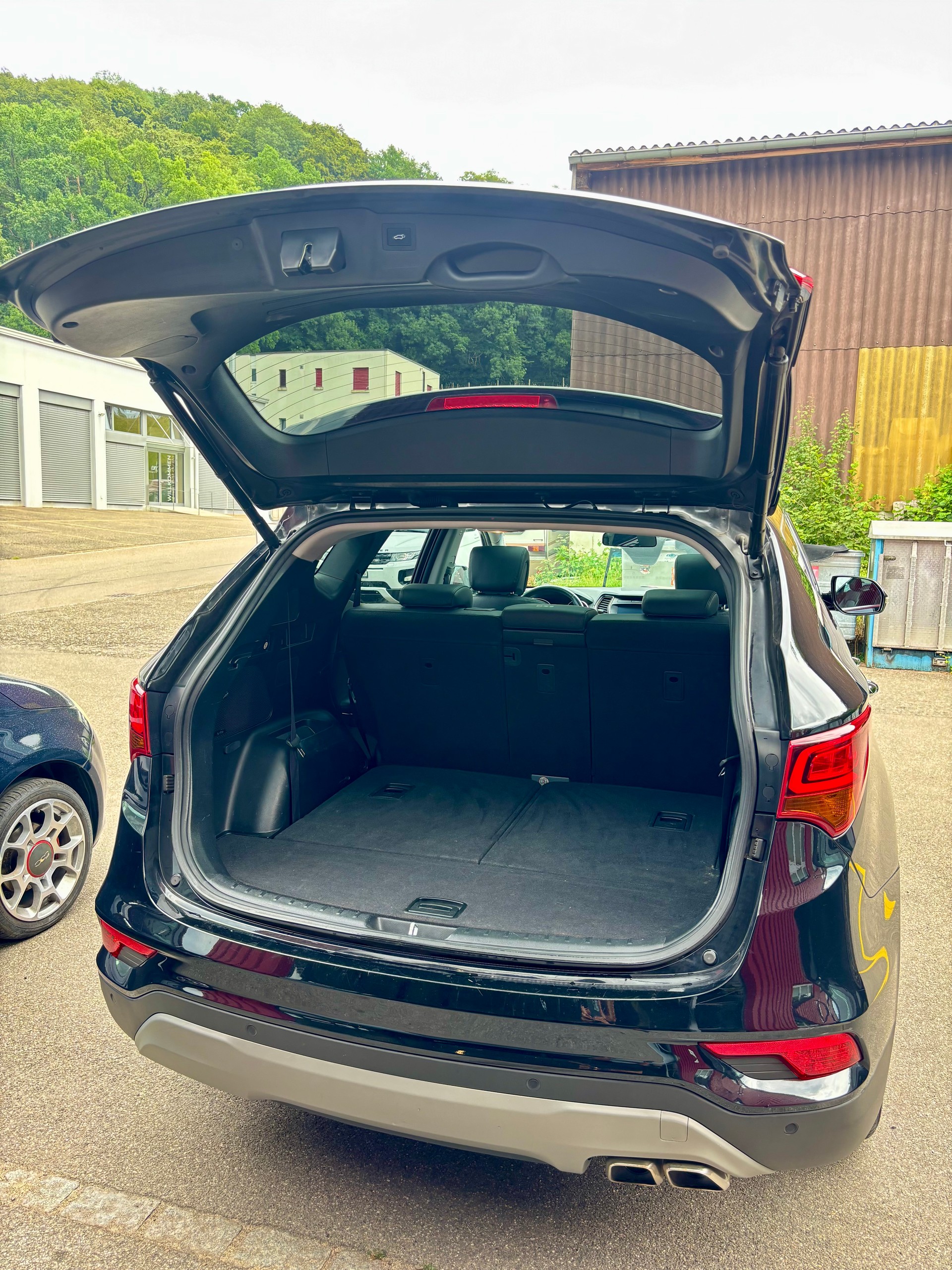HYUNDAI Santa Fe 2.2 CRDI Vertex 4WD Automatic Panorama - 7 Plätzer-image-16