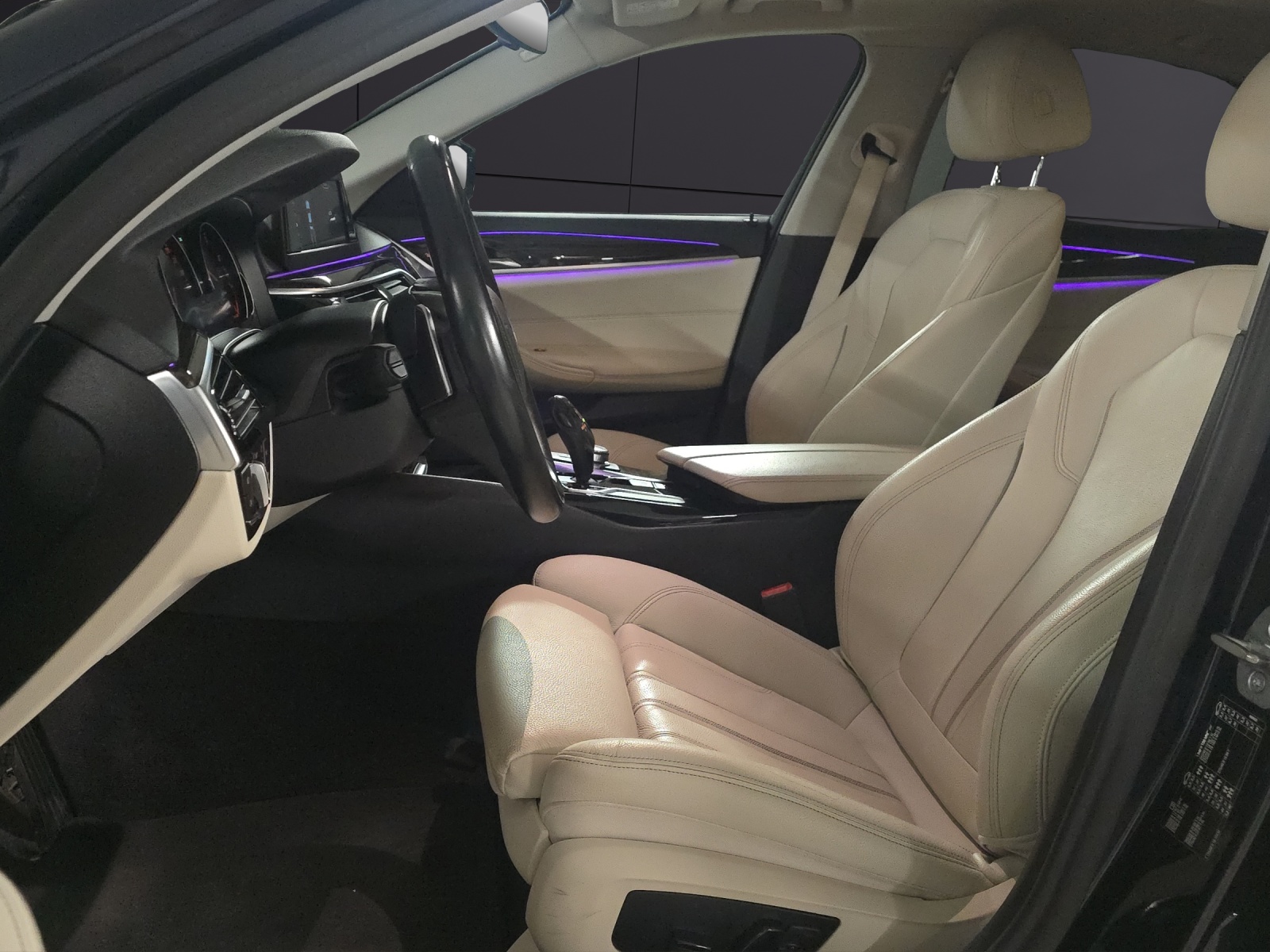 BMW 520d Sport Line Steptronic-image-8