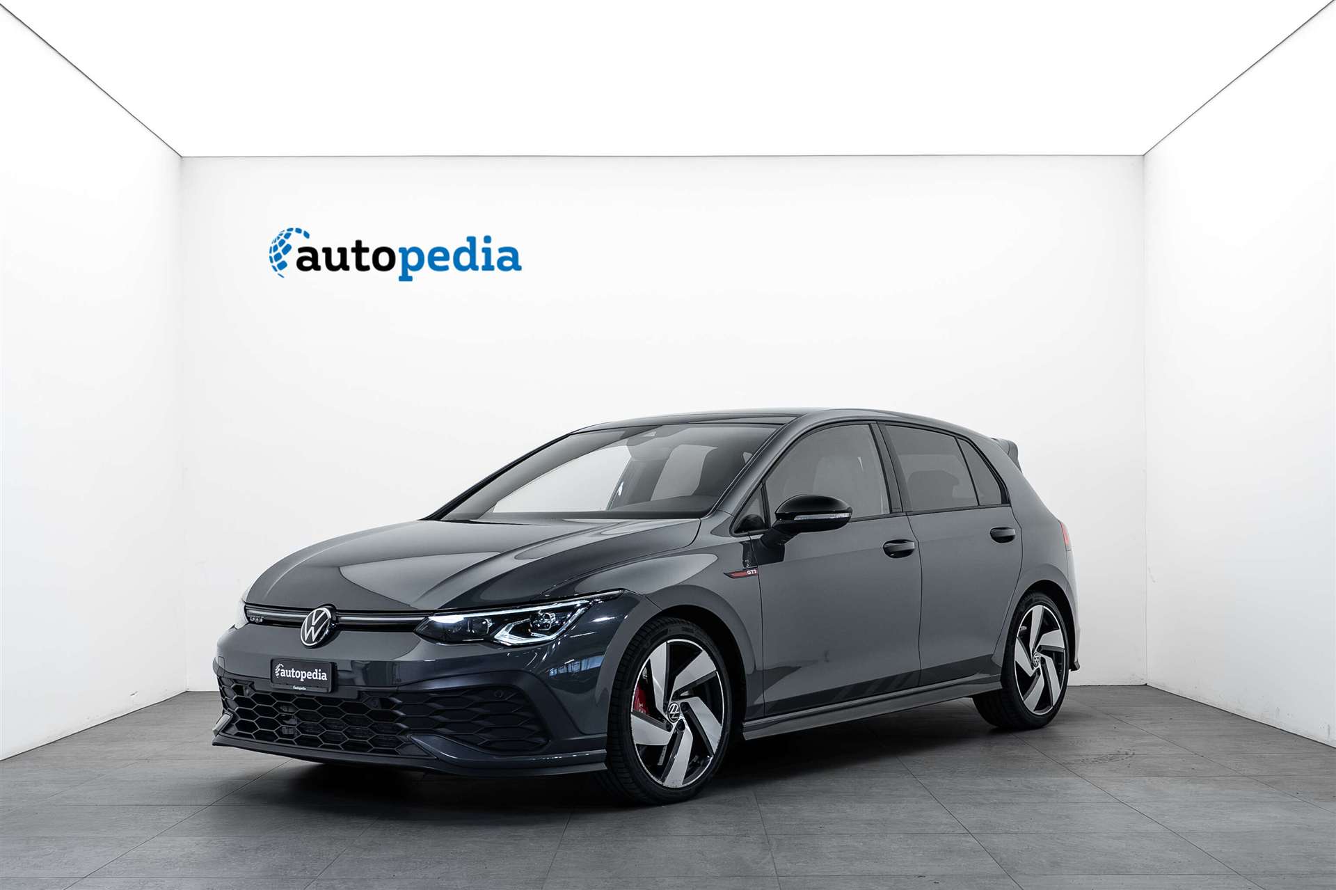 VW Golf 2.0 TSI GTI Clubsport DSG 301PS-image-0
