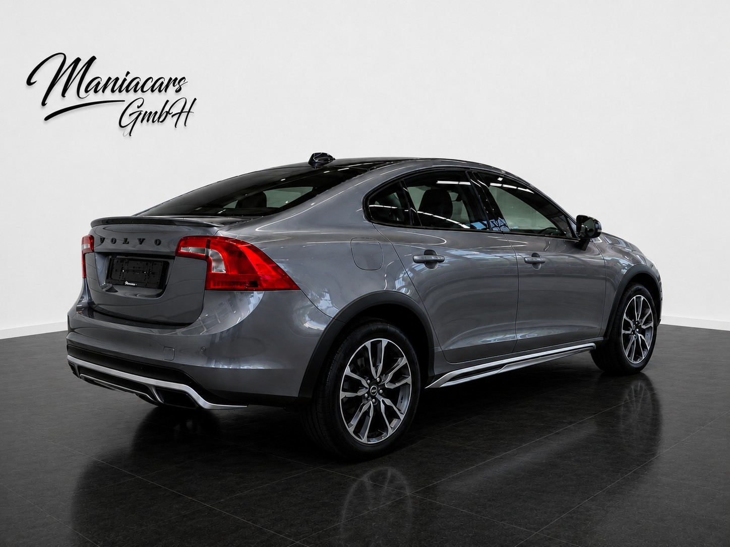 VOLVO S60 Cross Country T5 AWD Summum Geartronic-image-4