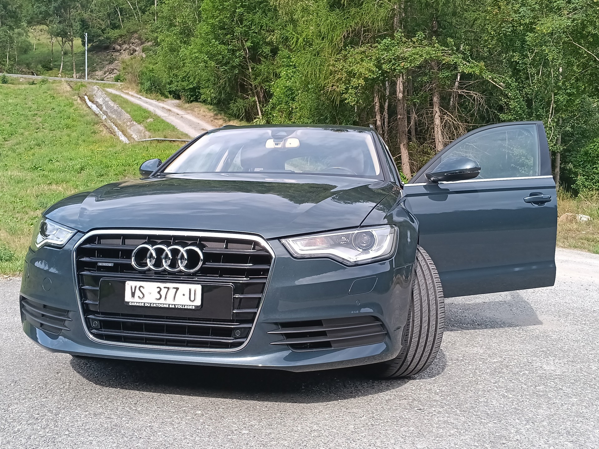 AUDI A6 Avant 3.0 TDI V6 quattro S-tronic-image-4