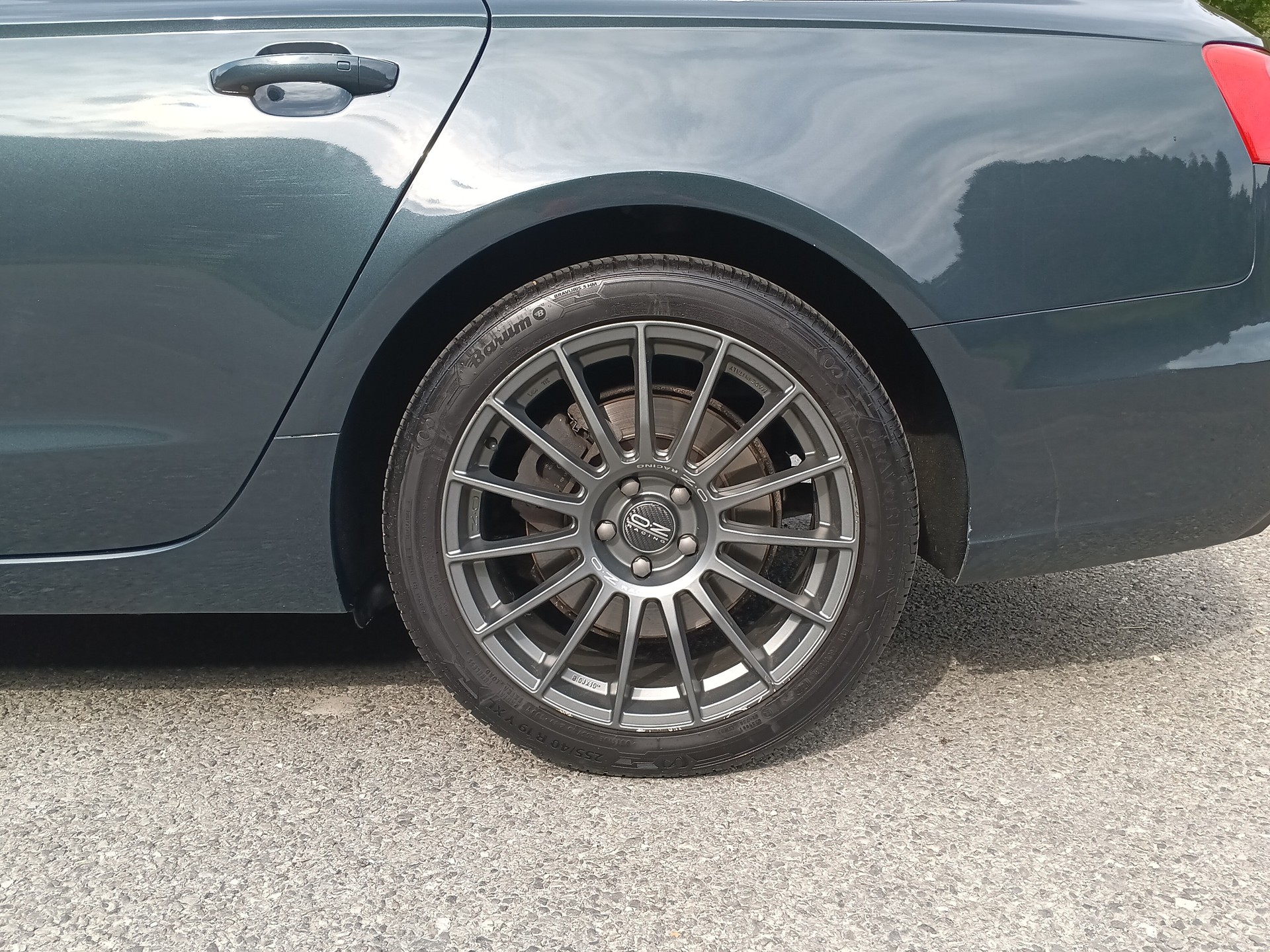 AUDI A6 Avant 3.0 TDI V6 quattro S-tronic-image-6