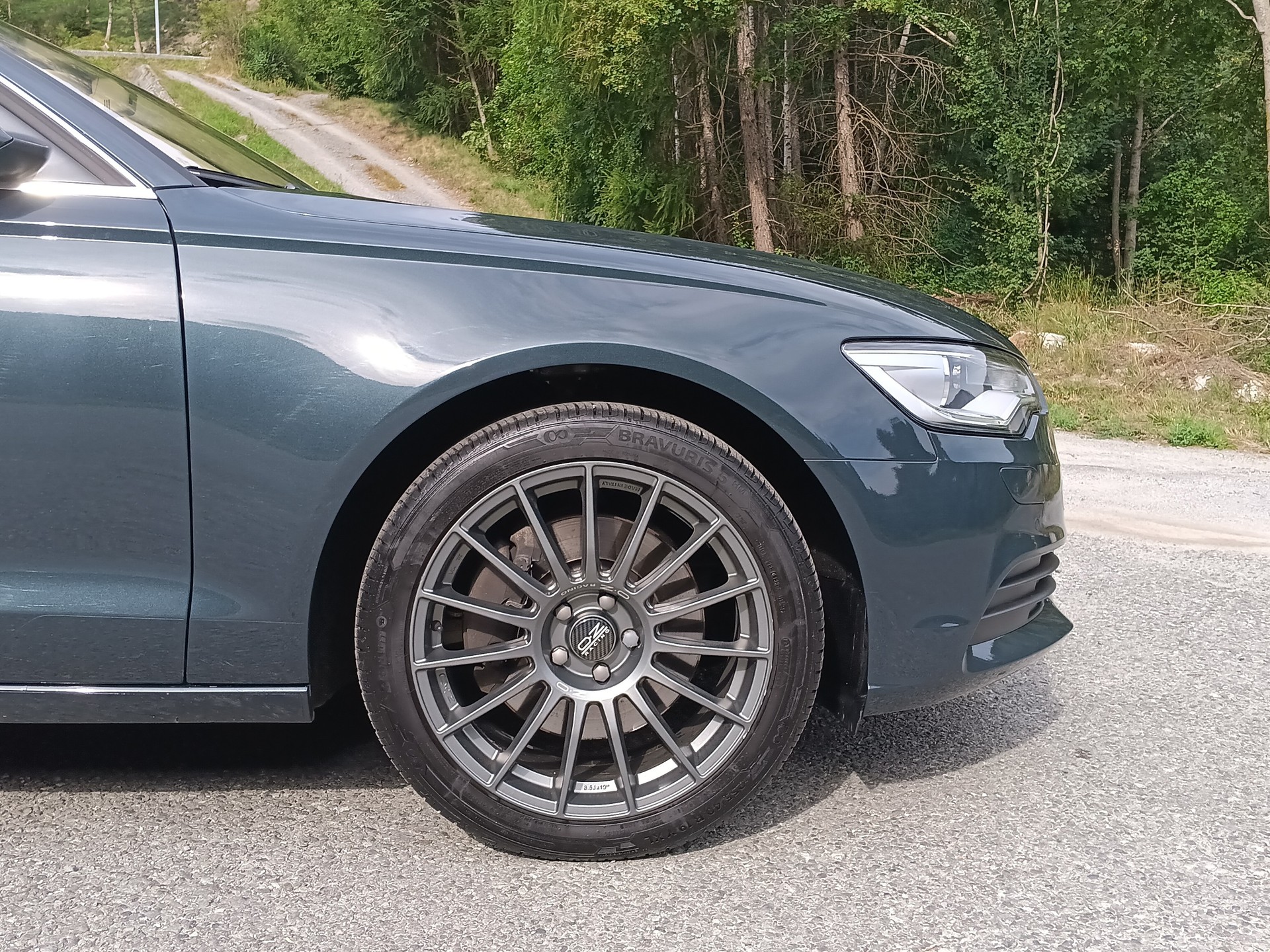 AUDI A6 Avant 3.0 TDI V6 quattro S-tronic-image-9