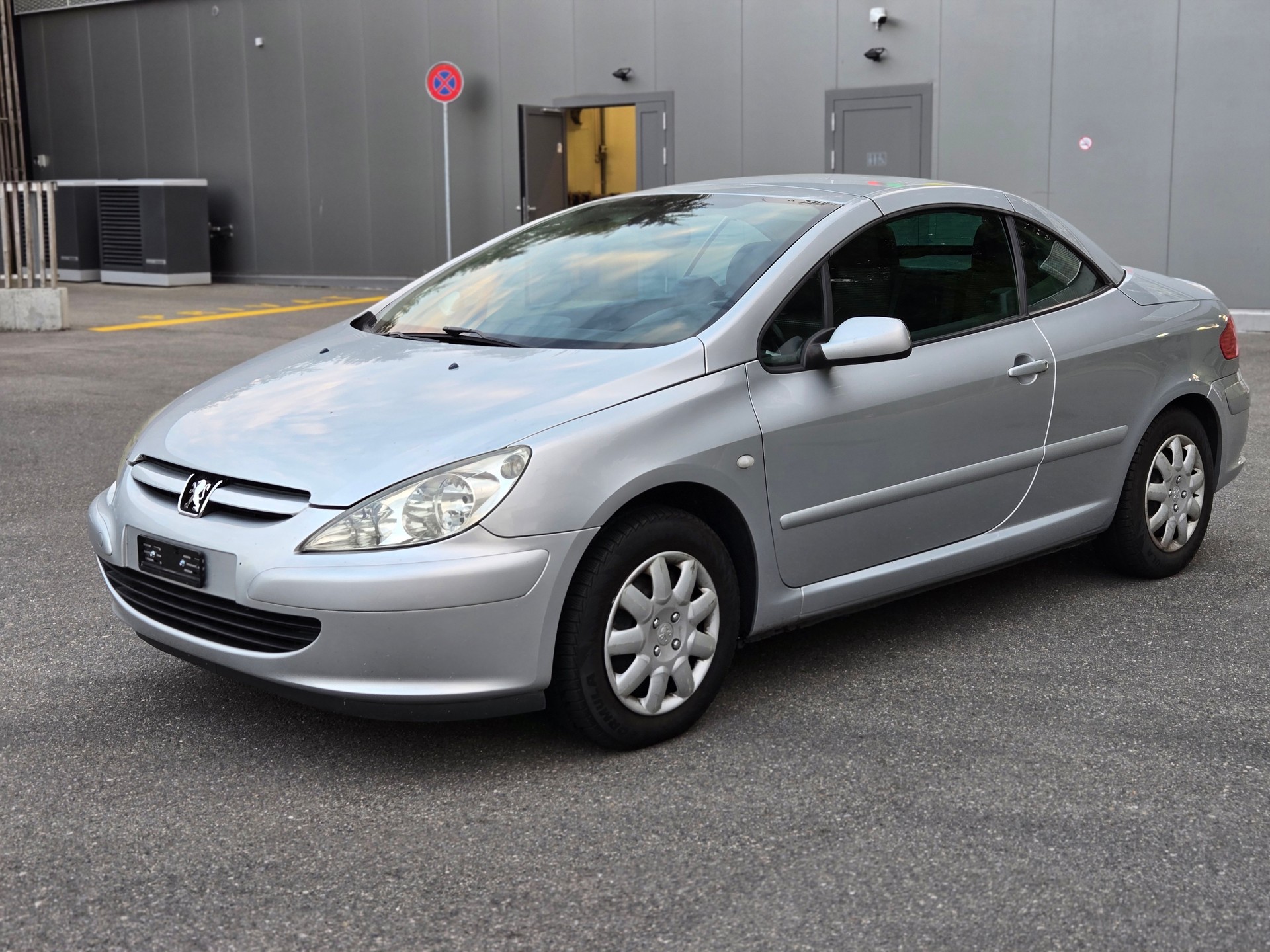 PEUGEOT 307 CC 2.0 16V-image-0