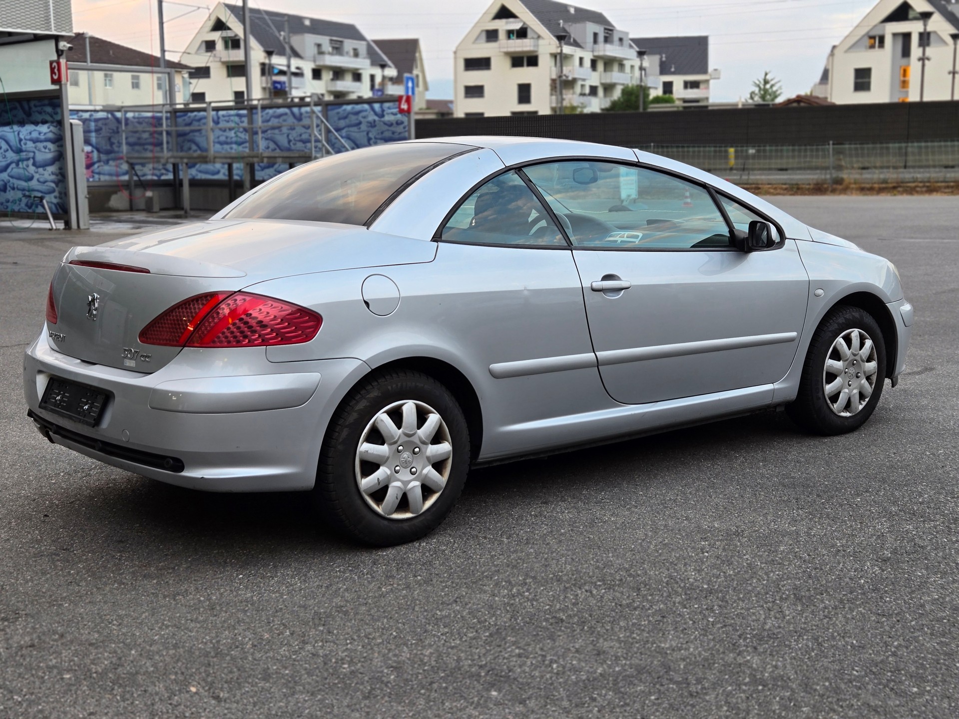PEUGEOT 307 CC 2.0 16V-image-1