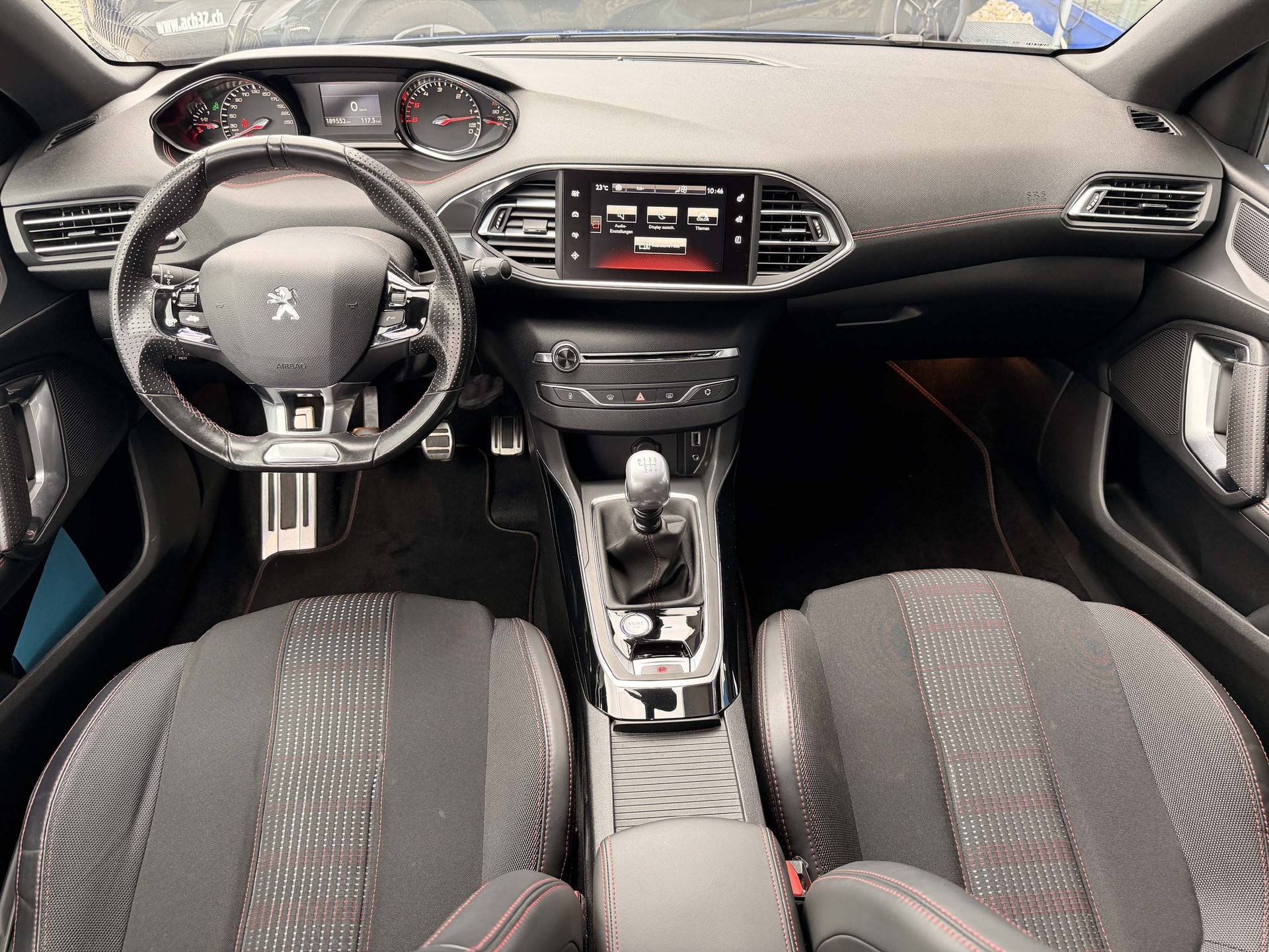 PEUGEOT 308 2.0 BlueHDi GT Line-image-10
