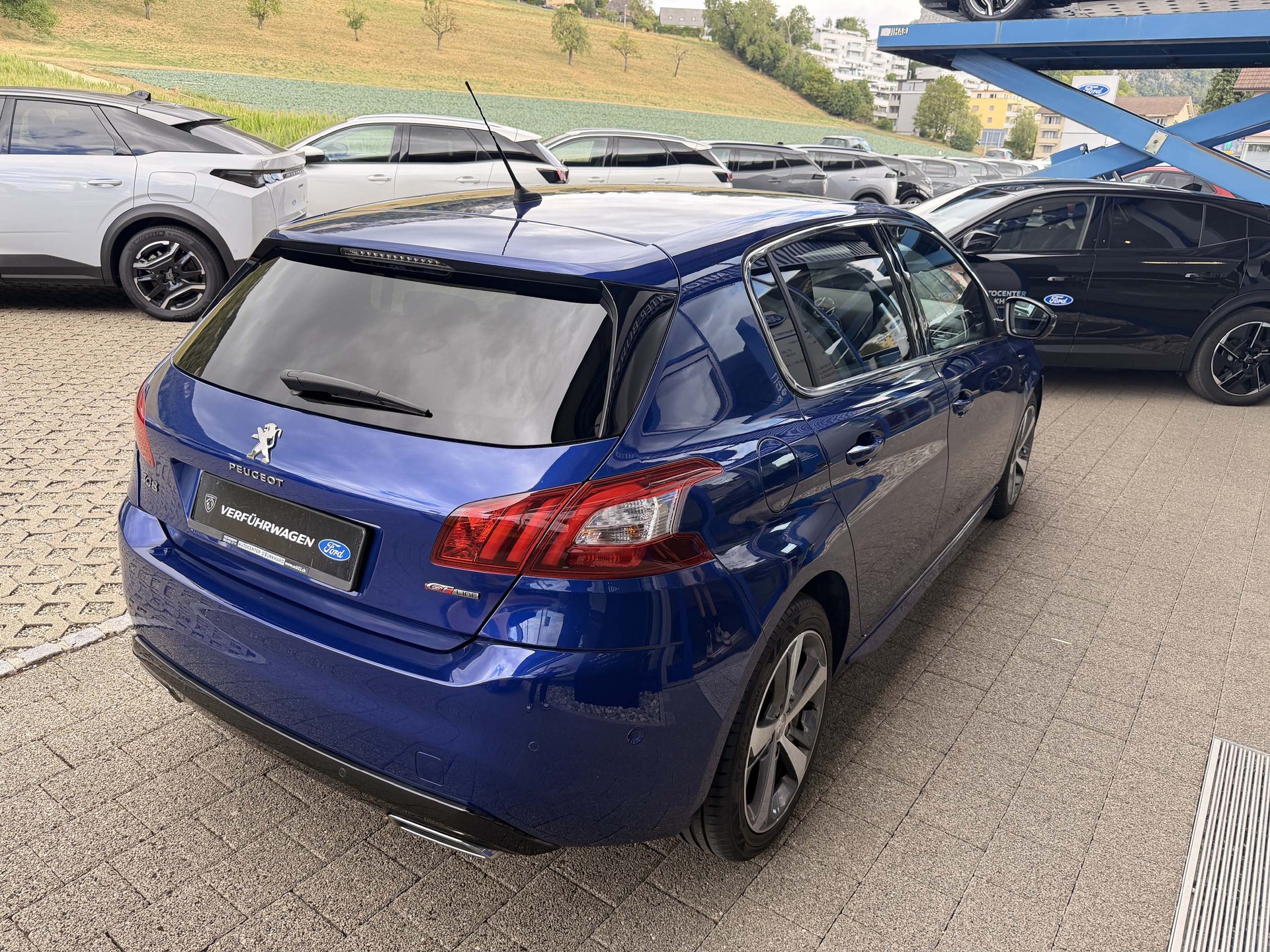 PEUGEOT 308 2.0 BlueHDi GT Line-image-5