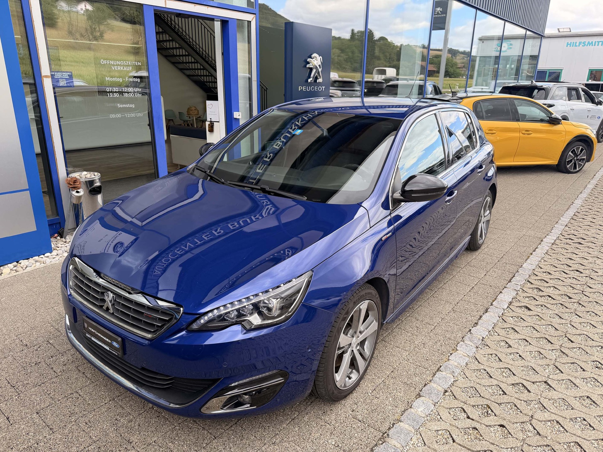 PEUGEOT 308 2.0 BlueHDi GT Line-image-1