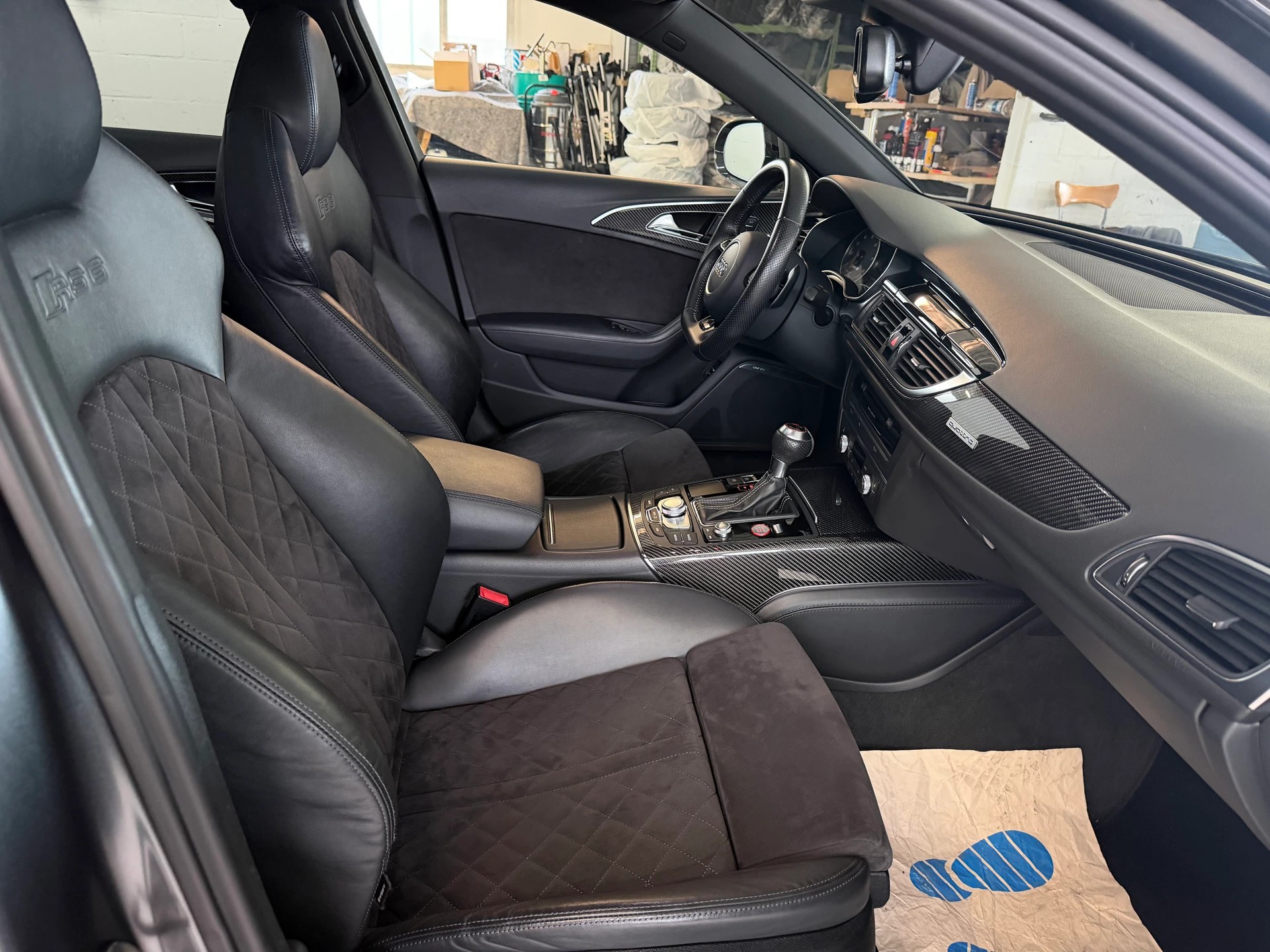 AUDI RS6 Avant 4.0 TFSI V8 performance quattro | Frisch MFK | Pano Dach | Dynamik-Paket-image-8